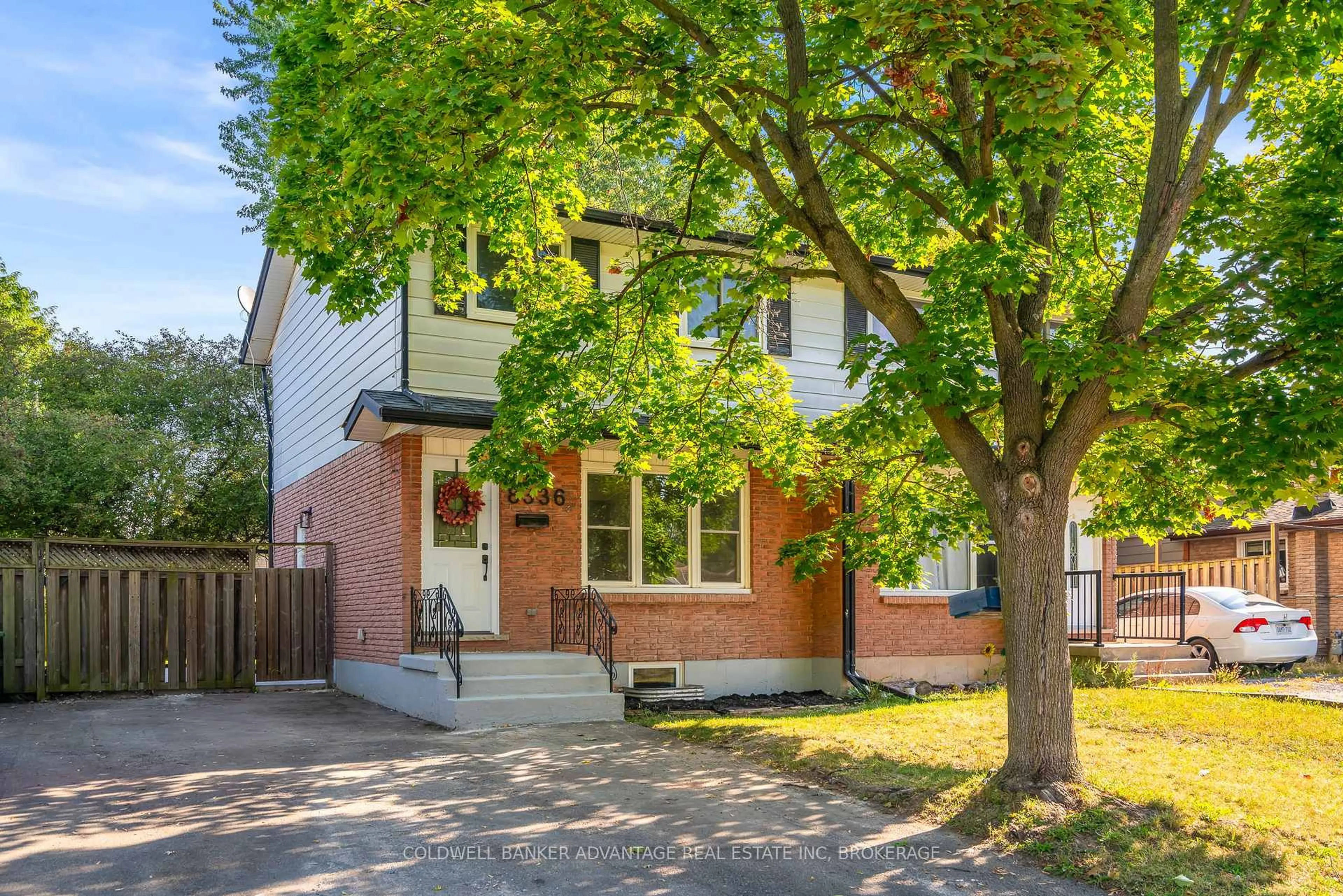 Home with brick exterior material, street for 8336 Lamont Ave, Niagara Falls Ontario L2G 6V8