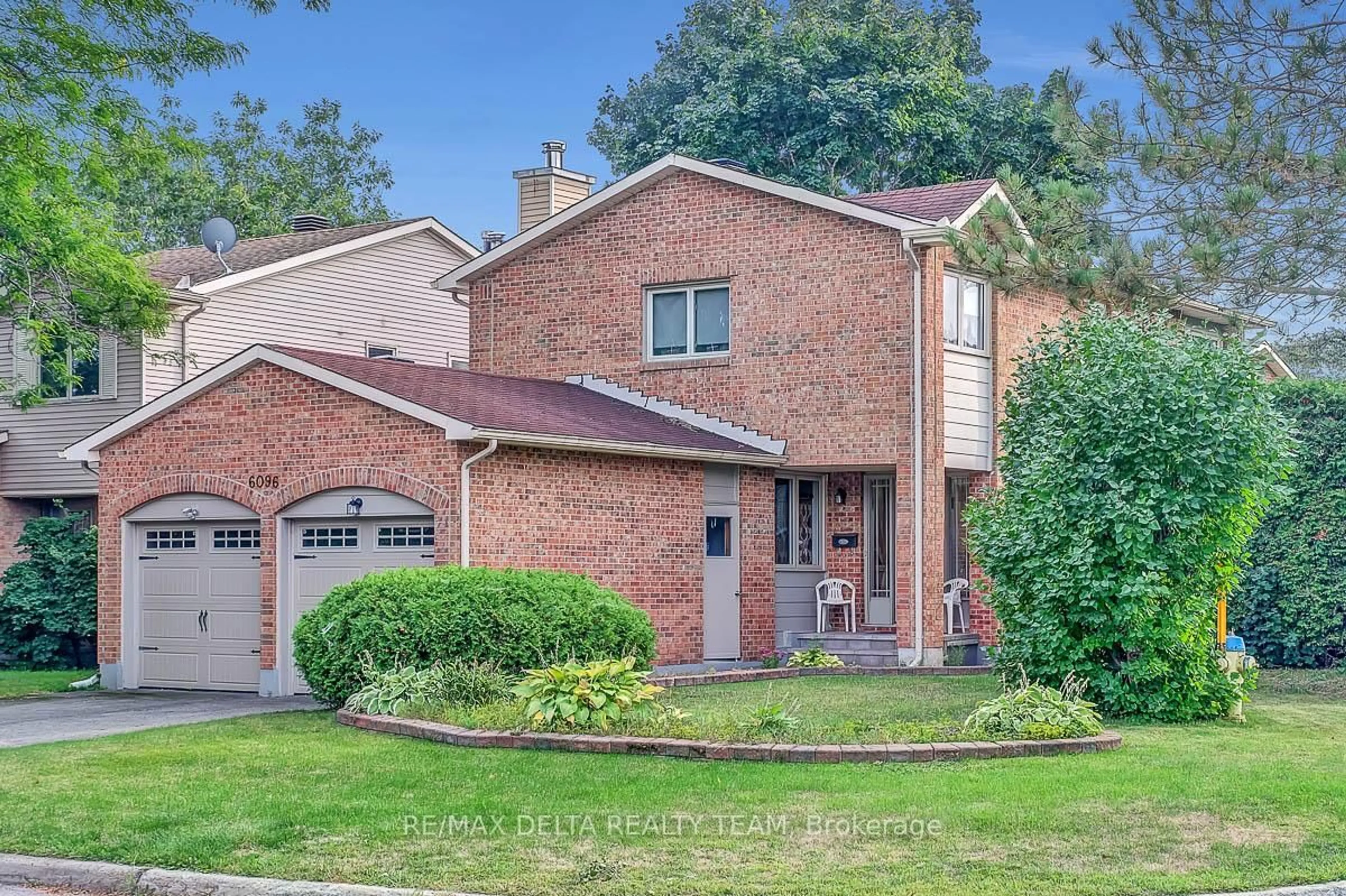 Home with brick exterior material, street for 6096 Meadowhill Cres, Orleans Ontario K1C 5R8