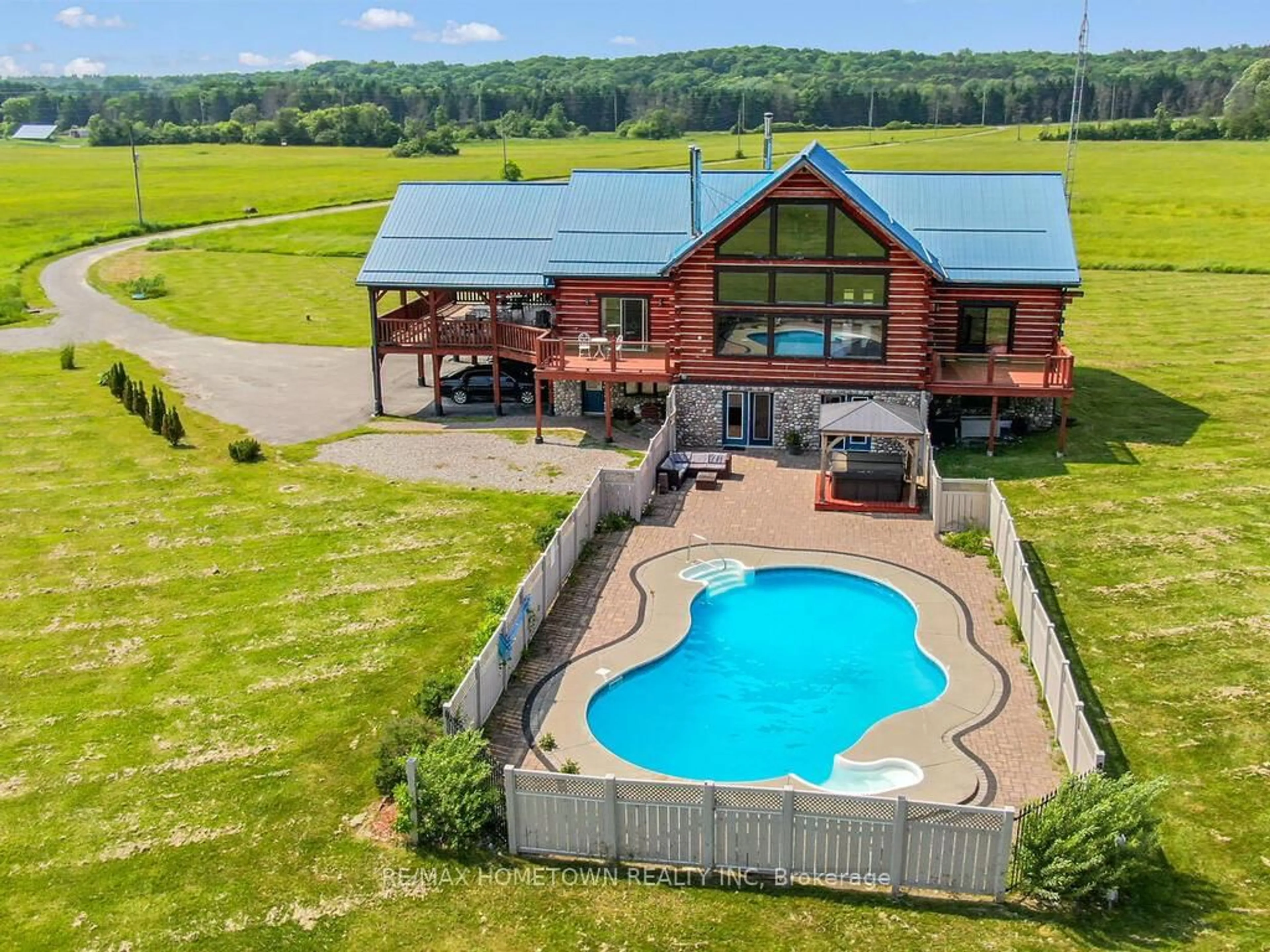 A pic from outside/outdoor area/front of a property/back of a property/a pic from drone, water/lake/river/ocean view for 333 County Road 5 Rd, Front of Yonge Ontario K0E 1R0