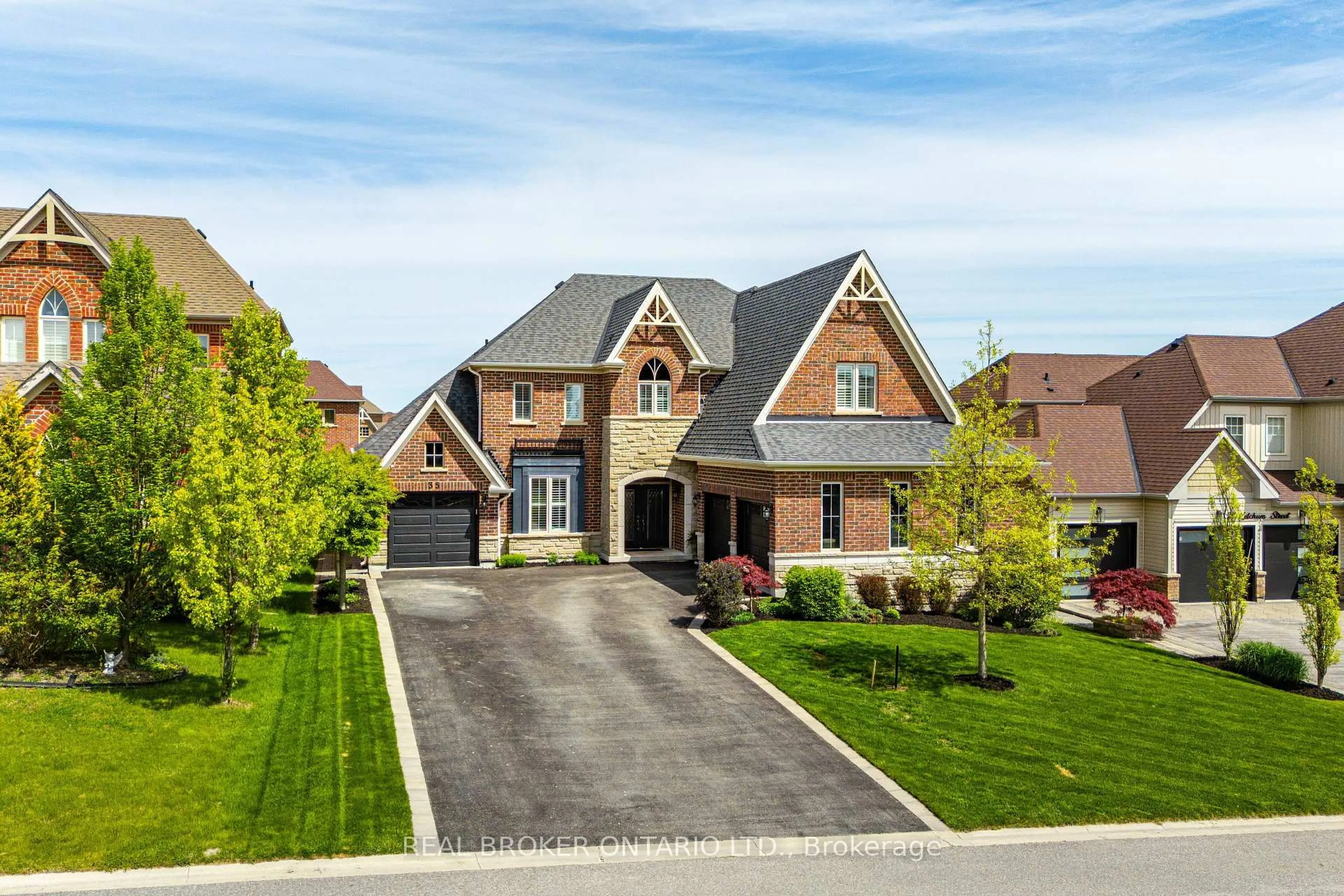 Home with brick exterior material, street for 35 Ketchum St, Mono Ontario L9W 6T4