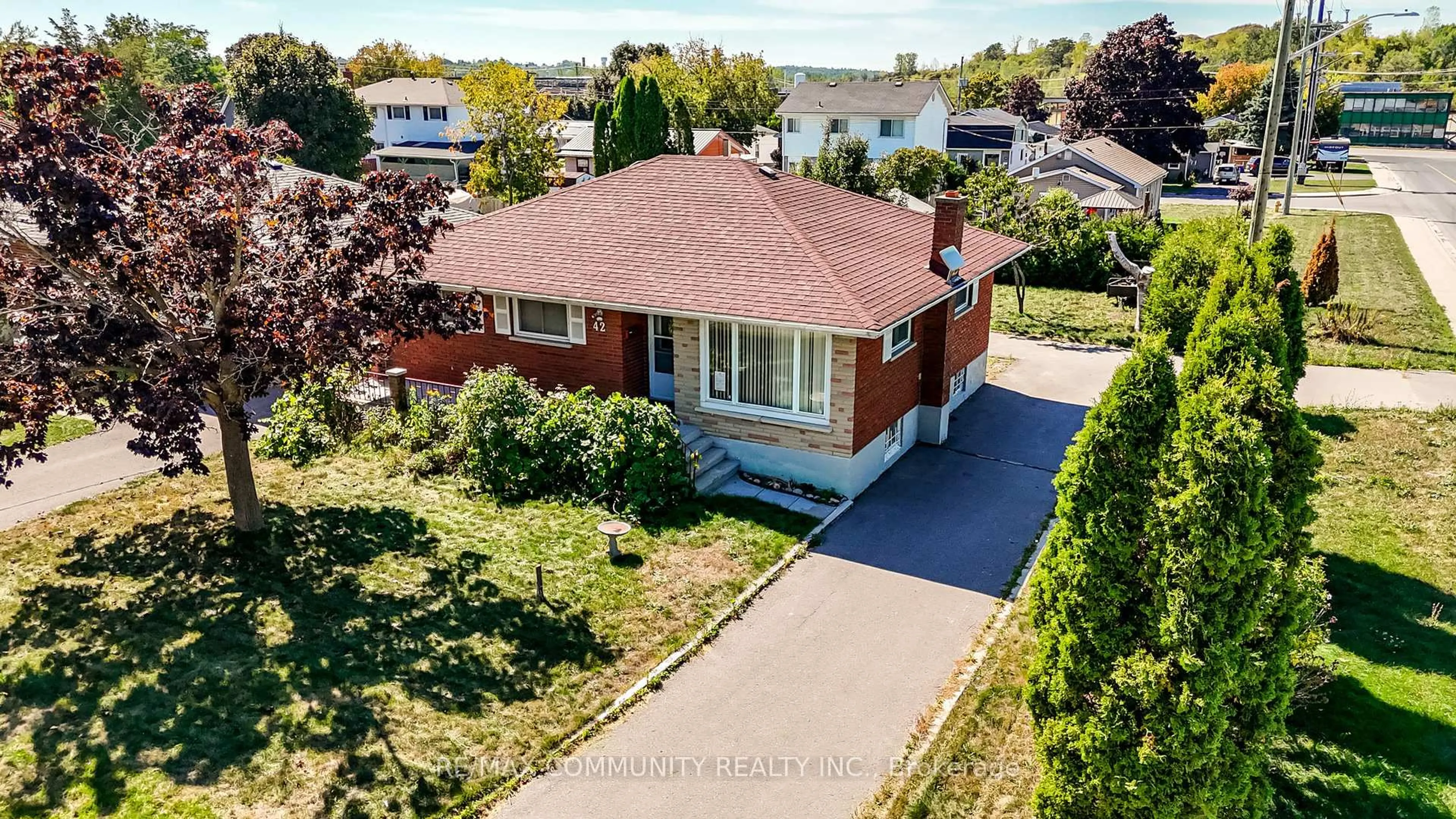 A pic from outside/outdoor area/front of a property/back of a property/a pic from drone, street for 42 Elizabeth Ave, Quinte West Ontario K8V 2R2