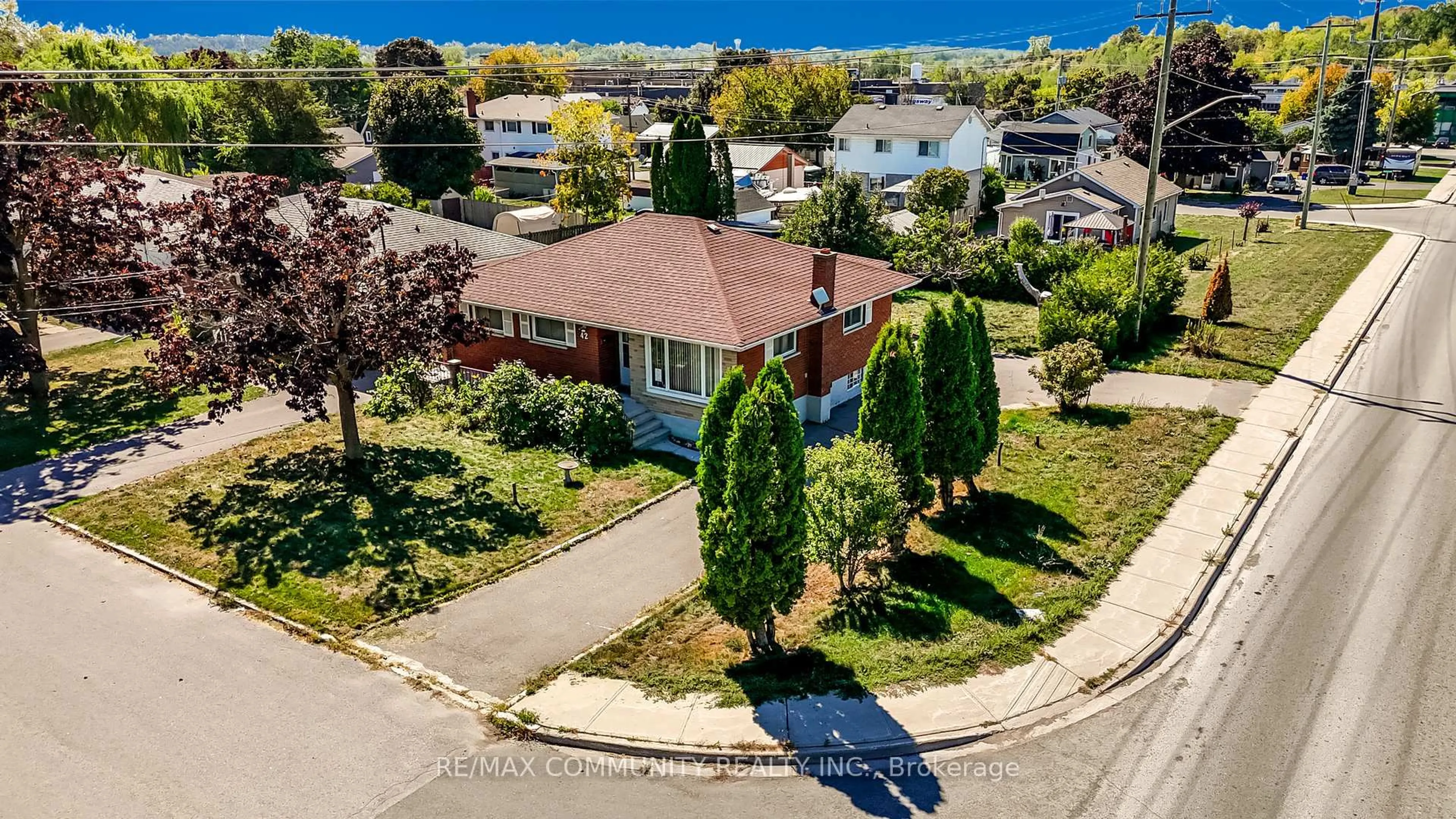 A pic from outside/outdoor area/front of a property/back of a property/a pic from drone, street for 42 Elizabeth Ave, Quinte West Ontario K8V 2R2