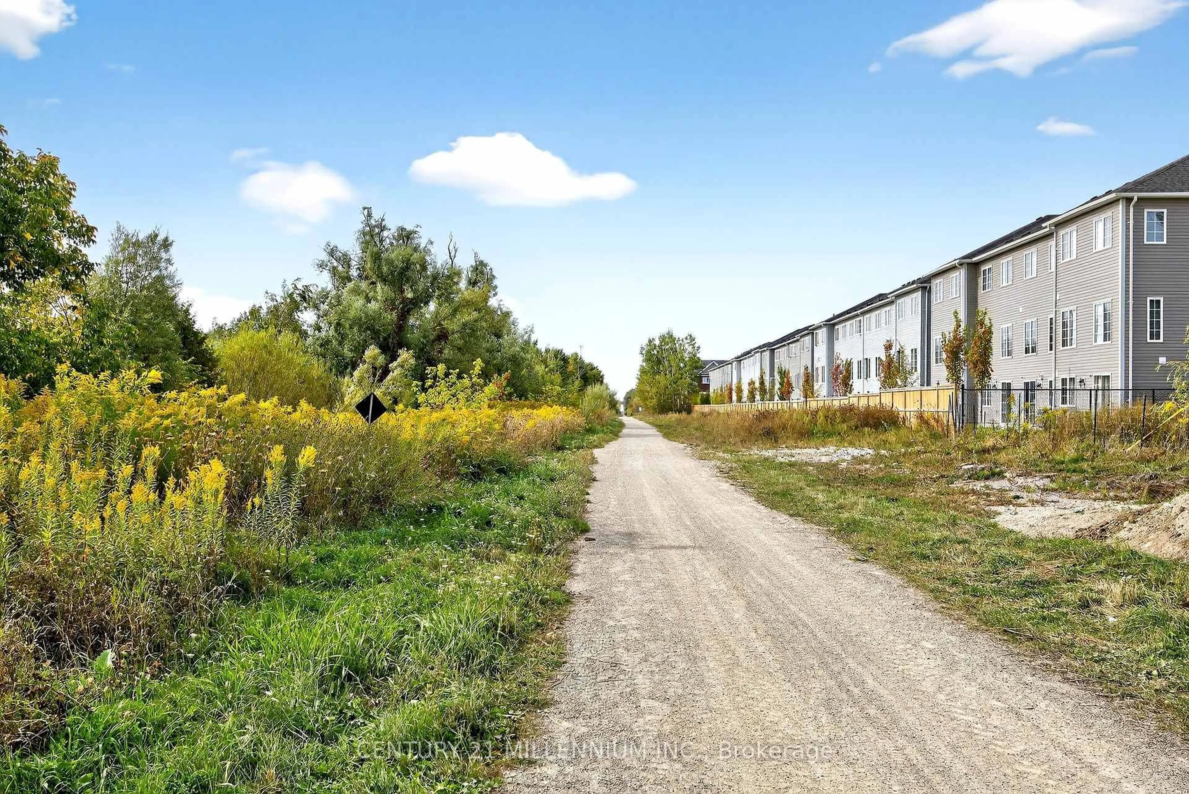 Shed for 104 Walden Dr, Shelburne Ontario L9V 3Y1
