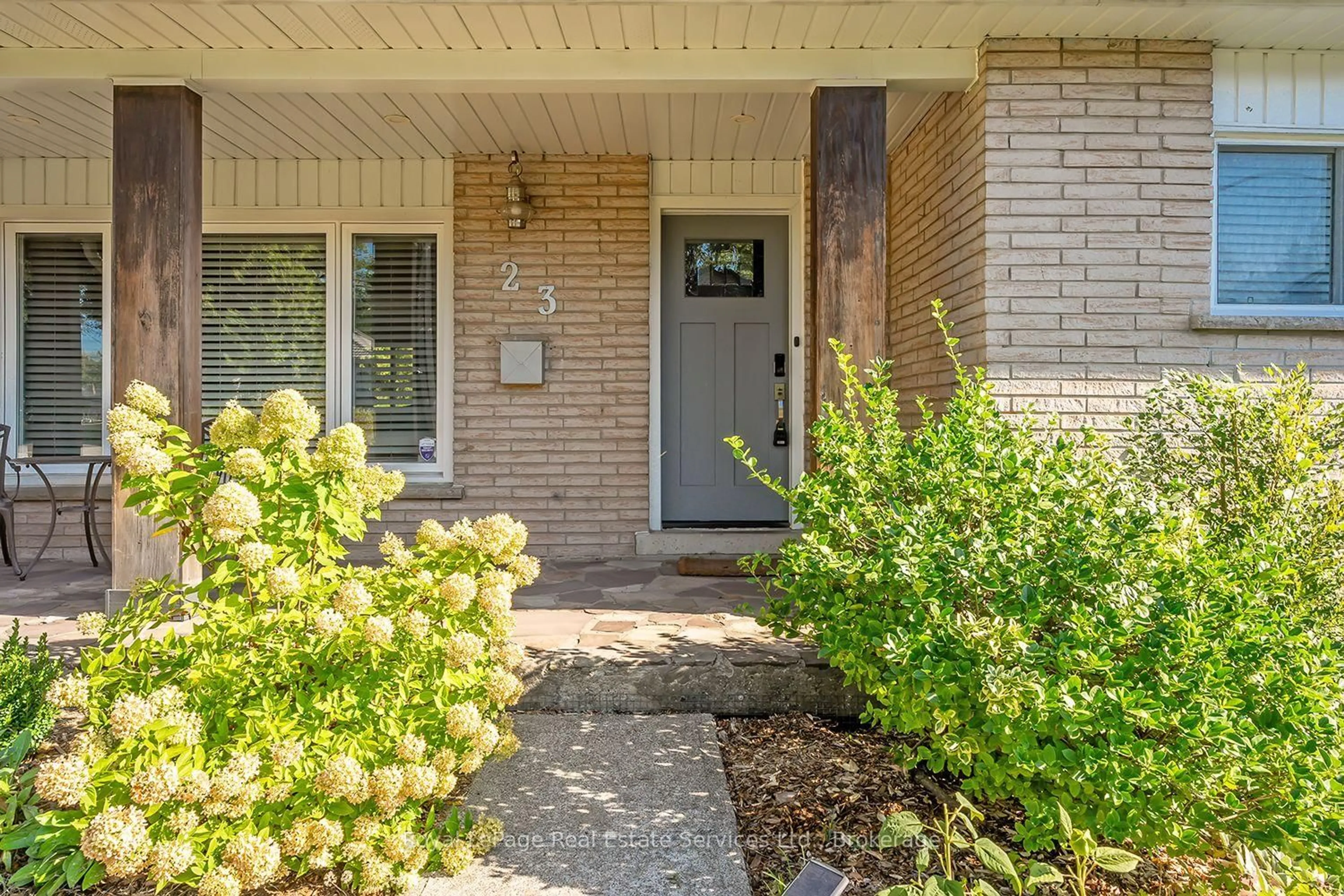Unknown for 23 Lorne Ave, Hamilton Ontario L9G 2X6