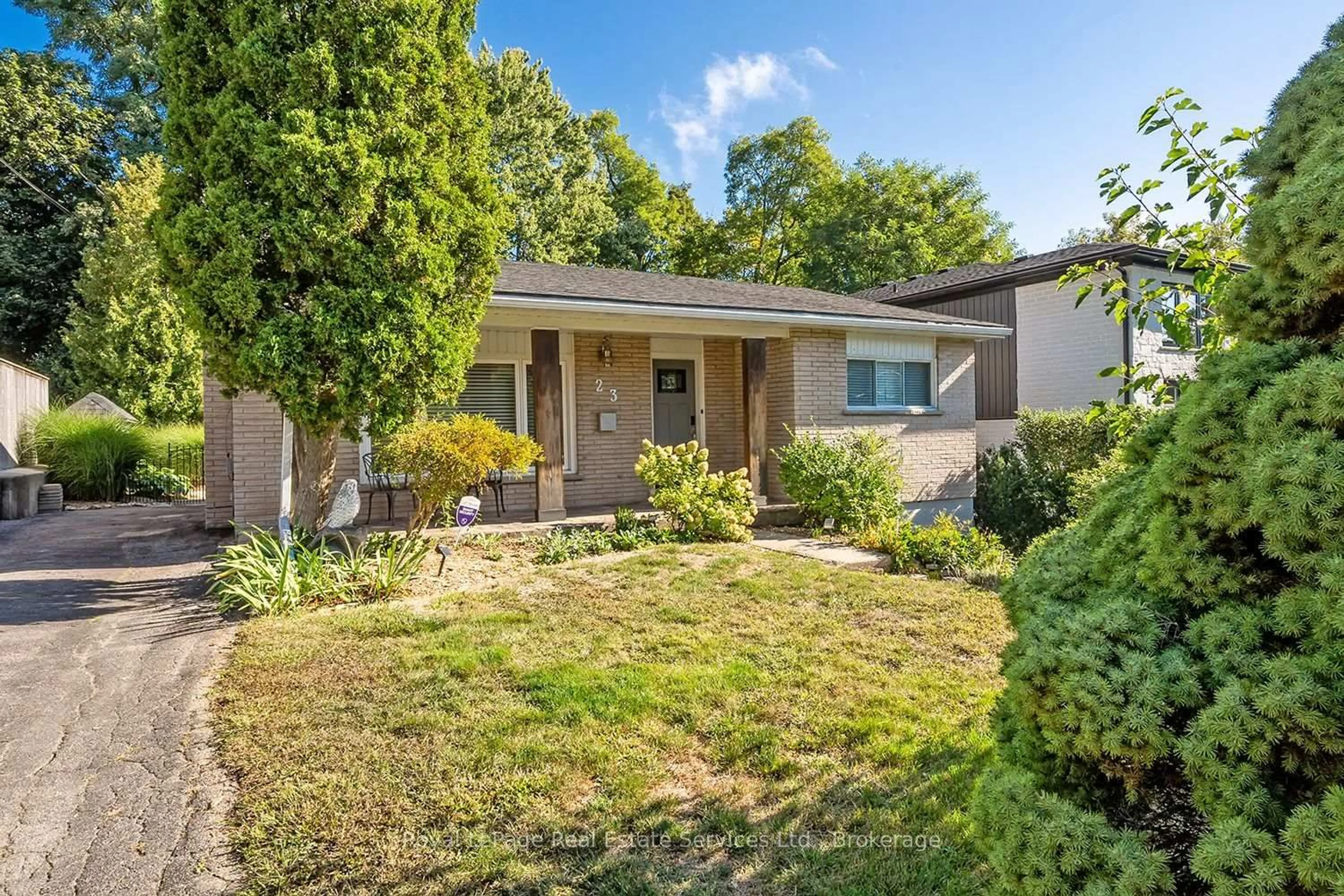 Unknown for 23 Lorne Ave, Hamilton Ontario L9G 2X6