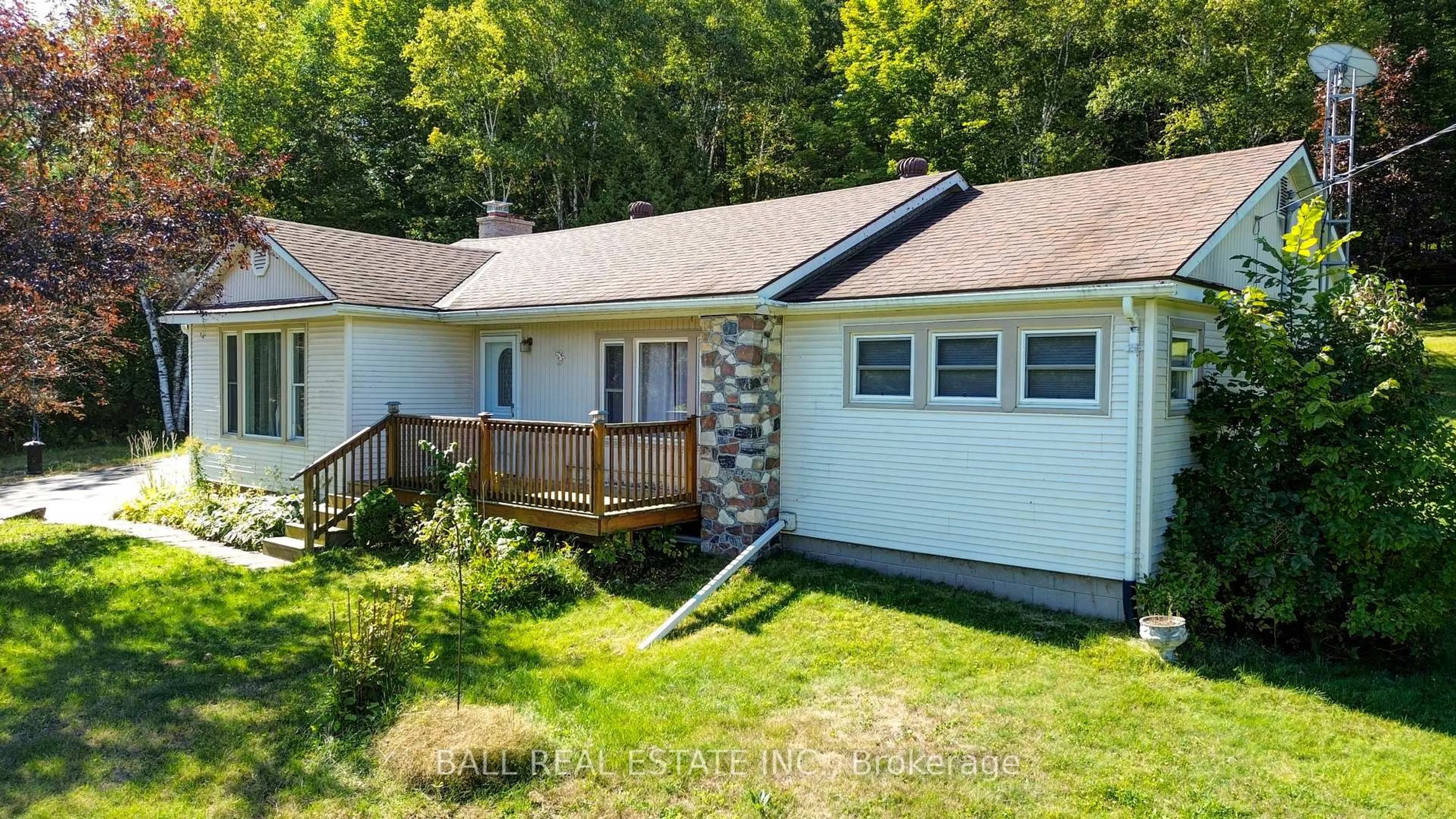 A pic from outside/outdoor area/front of a property/back of a property/a pic from drone, unknown for 27437 Highway 62, Bancroft Ontario K0L 1C0