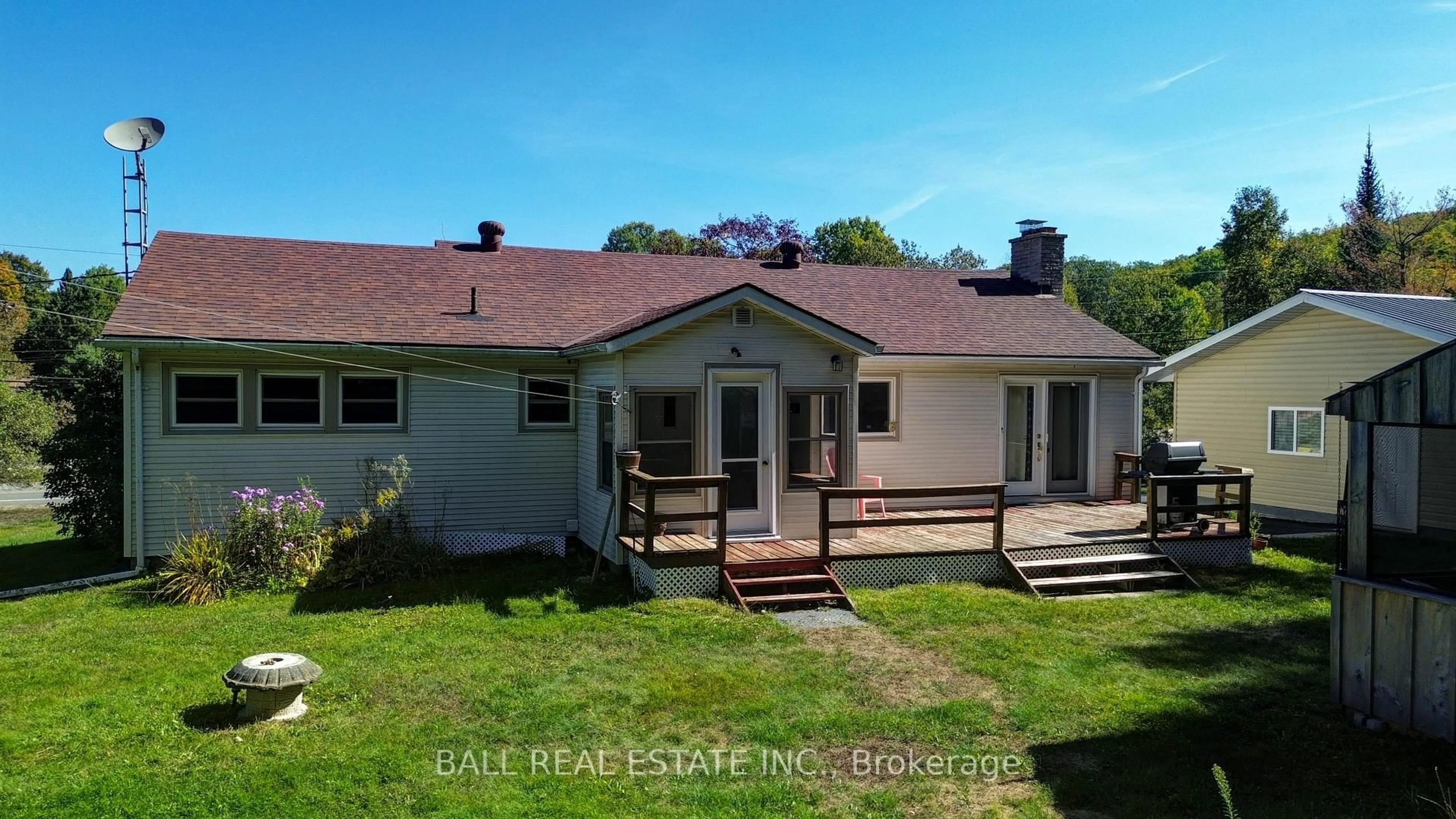A pic from outside/outdoor area/front of a property/back of a property/a pic from drone, unknown for 27437 Highway 62, Bancroft Ontario K0L 1C0