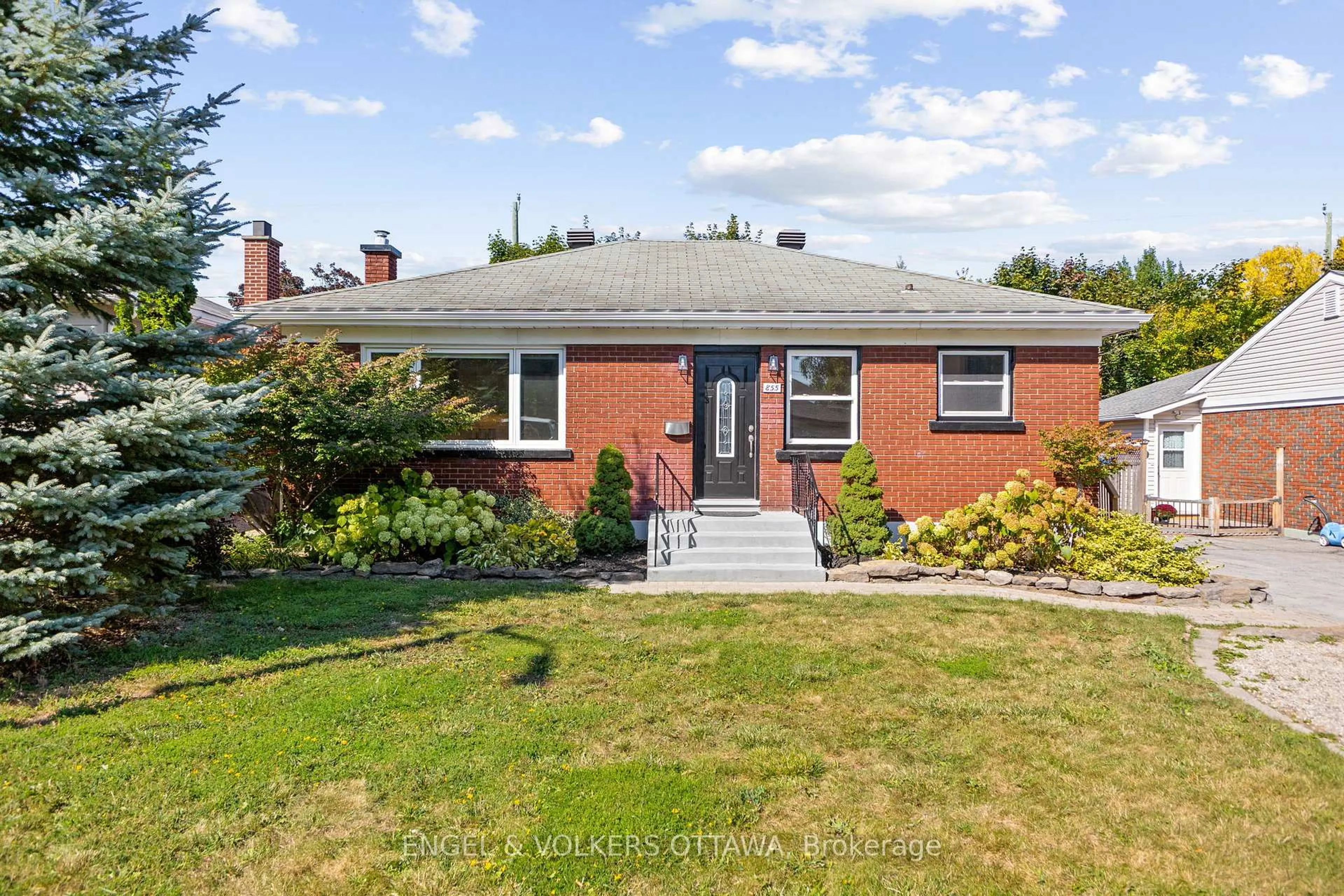 Home with brick exterior material, street for 855 Weston Dr, Ottawa Ontario K1G 1W5