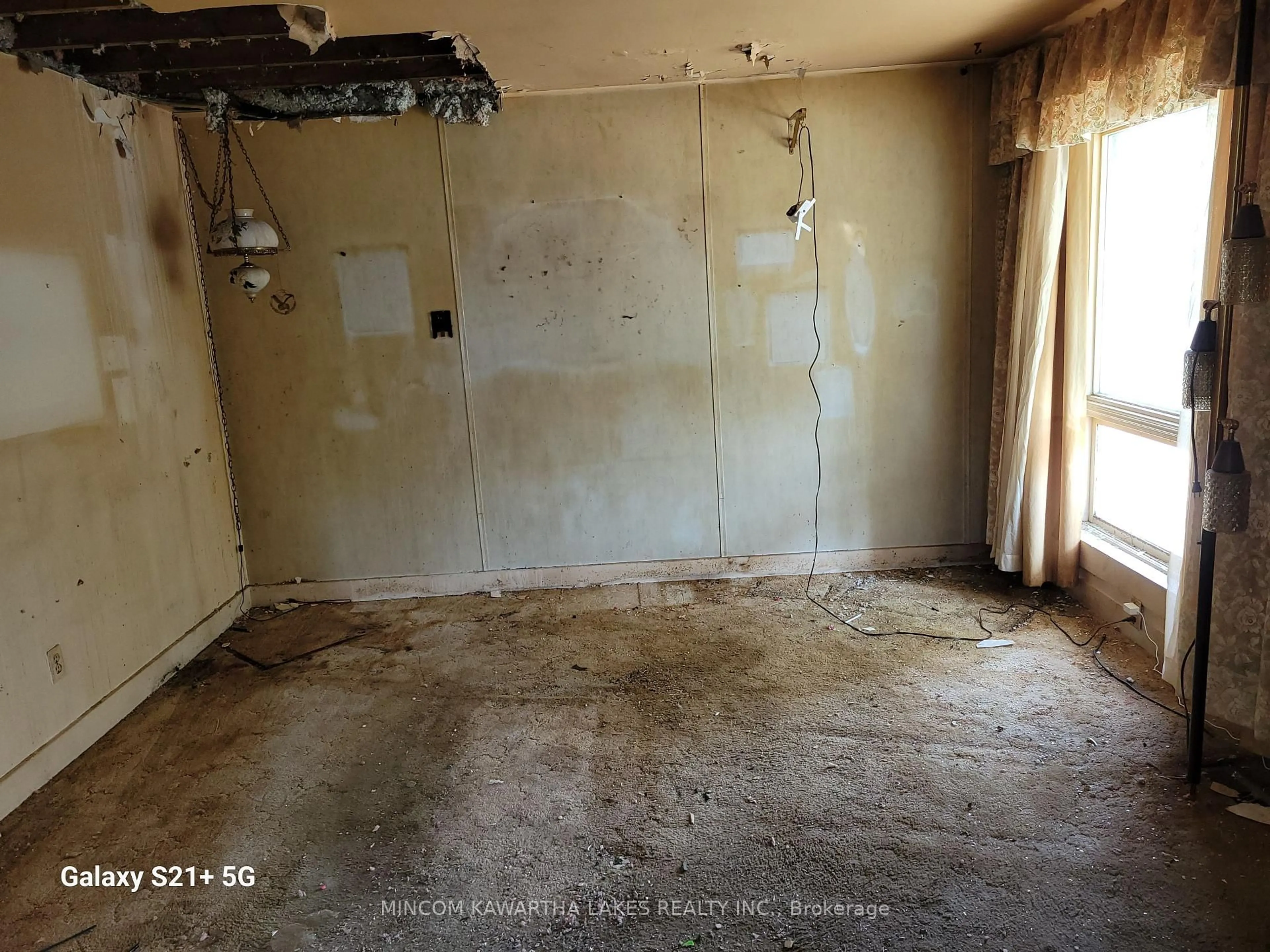 A pic of a room for 1019 Brewer St, Peterborough Ontario K9J 5B5