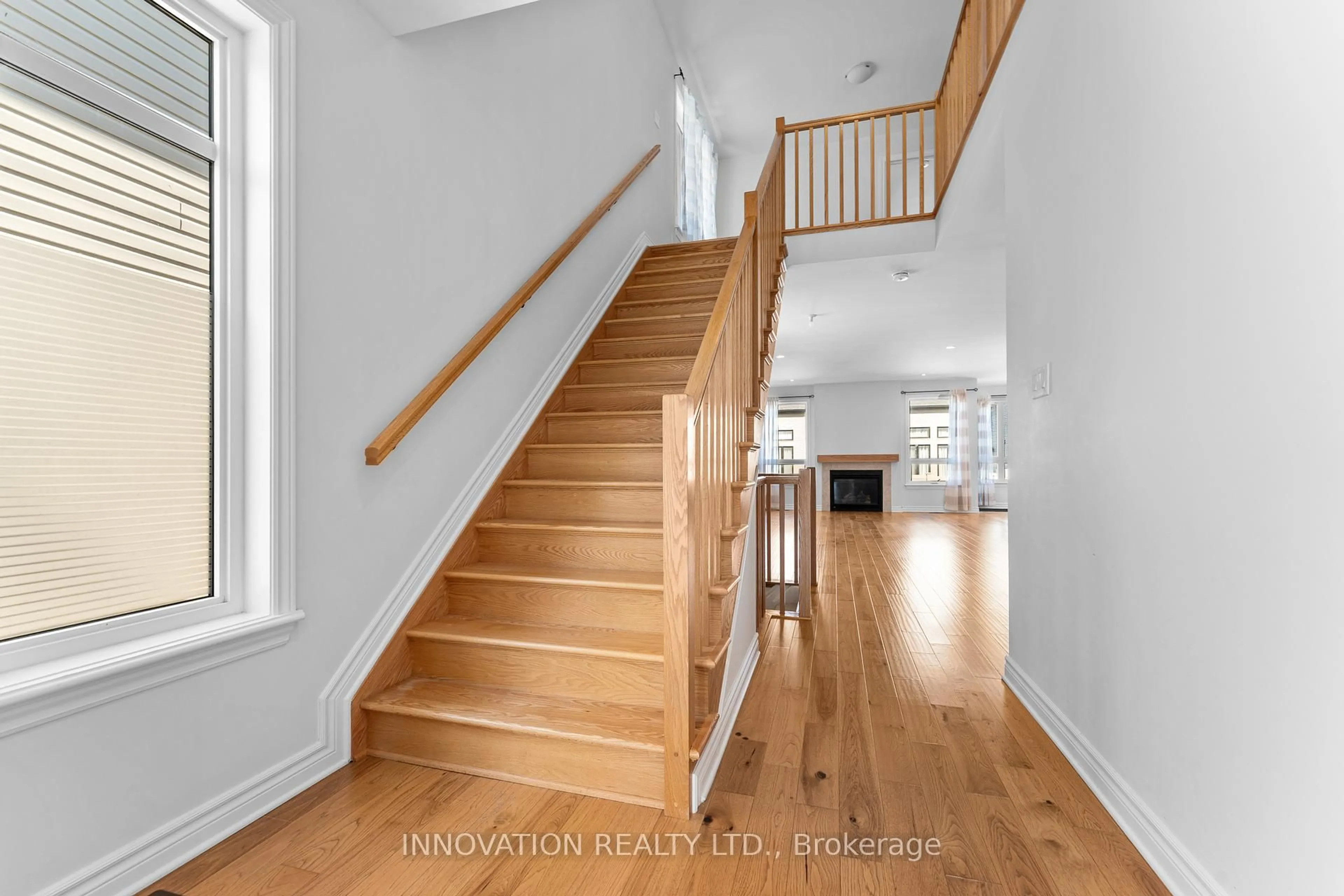 Unknown for 229 Osterley Way, Ottawa Ontario K2S 2P2