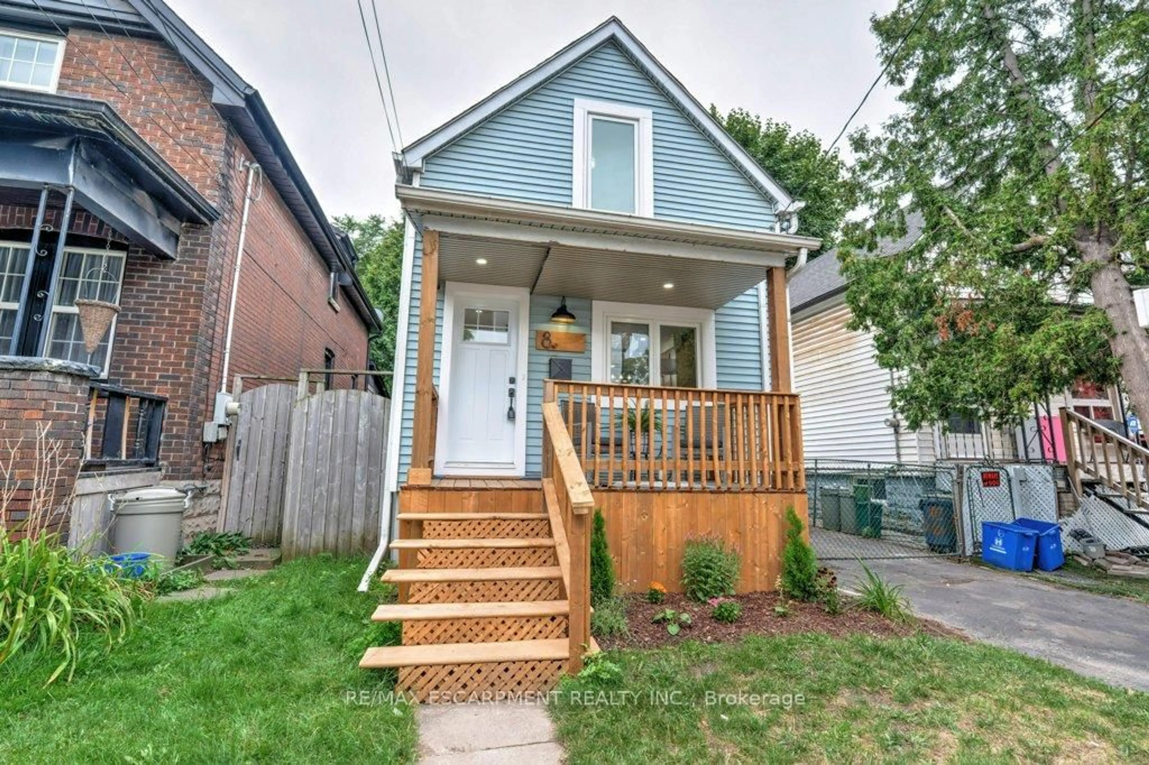 Home with brick exterior material, street for 8 Whitfield Ave, Hamilton Ontario L8L 4B4
