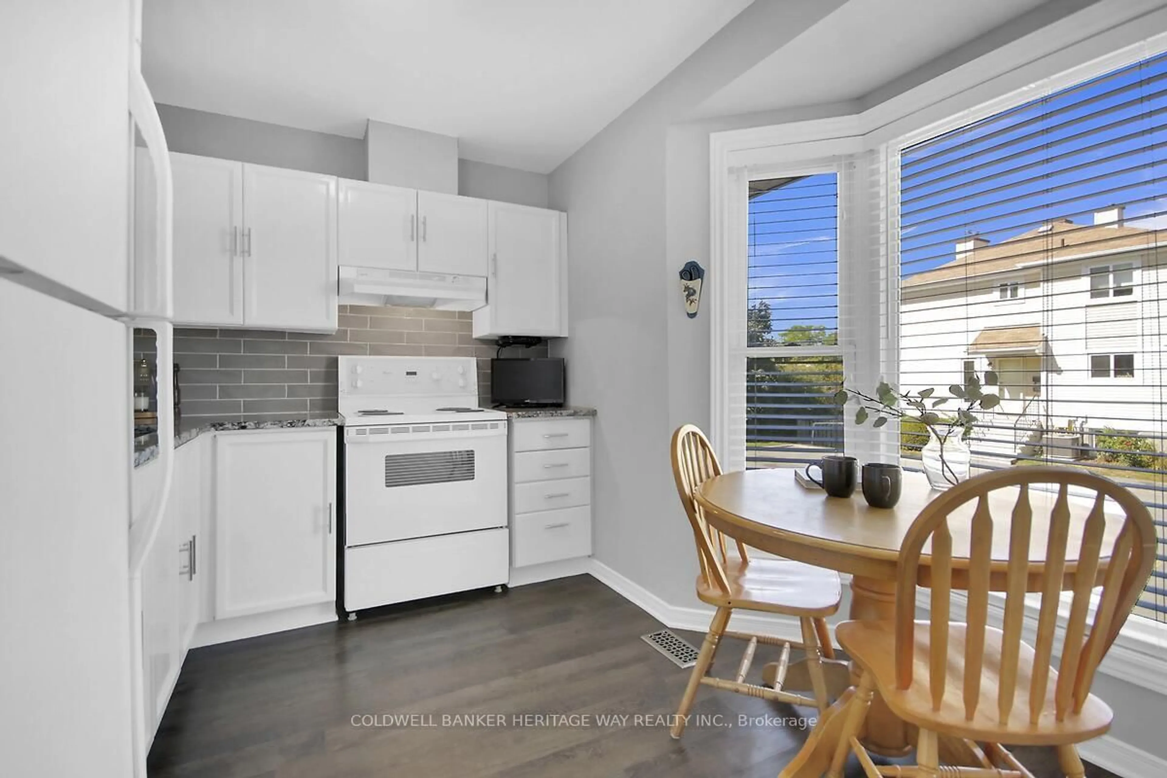 Standard kitchen, unknown for 36 McDermot Crt #42, Ottawa Ontario K2L 3V3