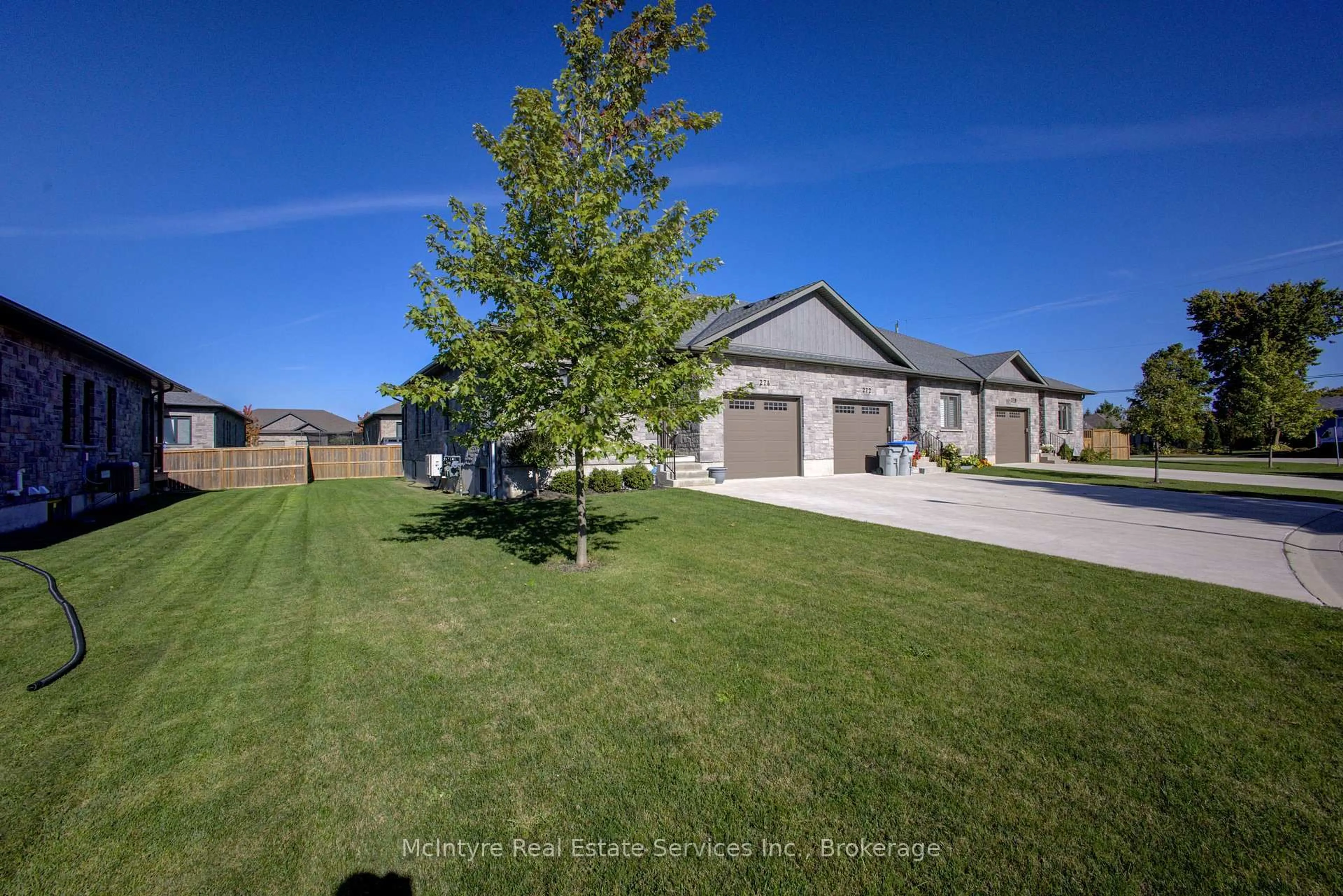 A pic from outside/outdoor area/front of a property/back of a property/a pic from drone, street for 274 Mccourt Pl, North Perth Ontario N0G 1B0