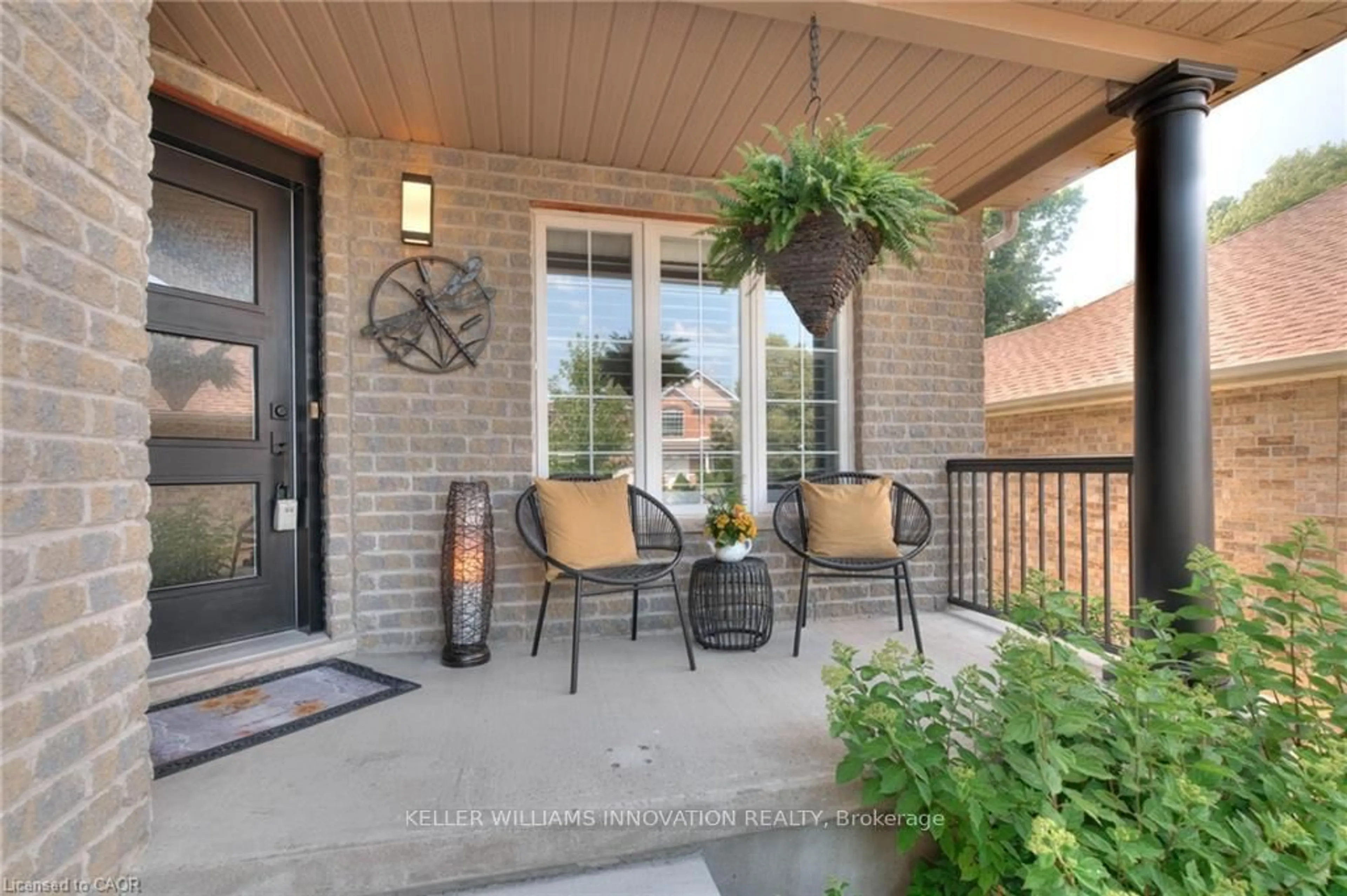 Patio, street for 69 Hearthwood Cres, Kitchener Ontario N2R 1K6