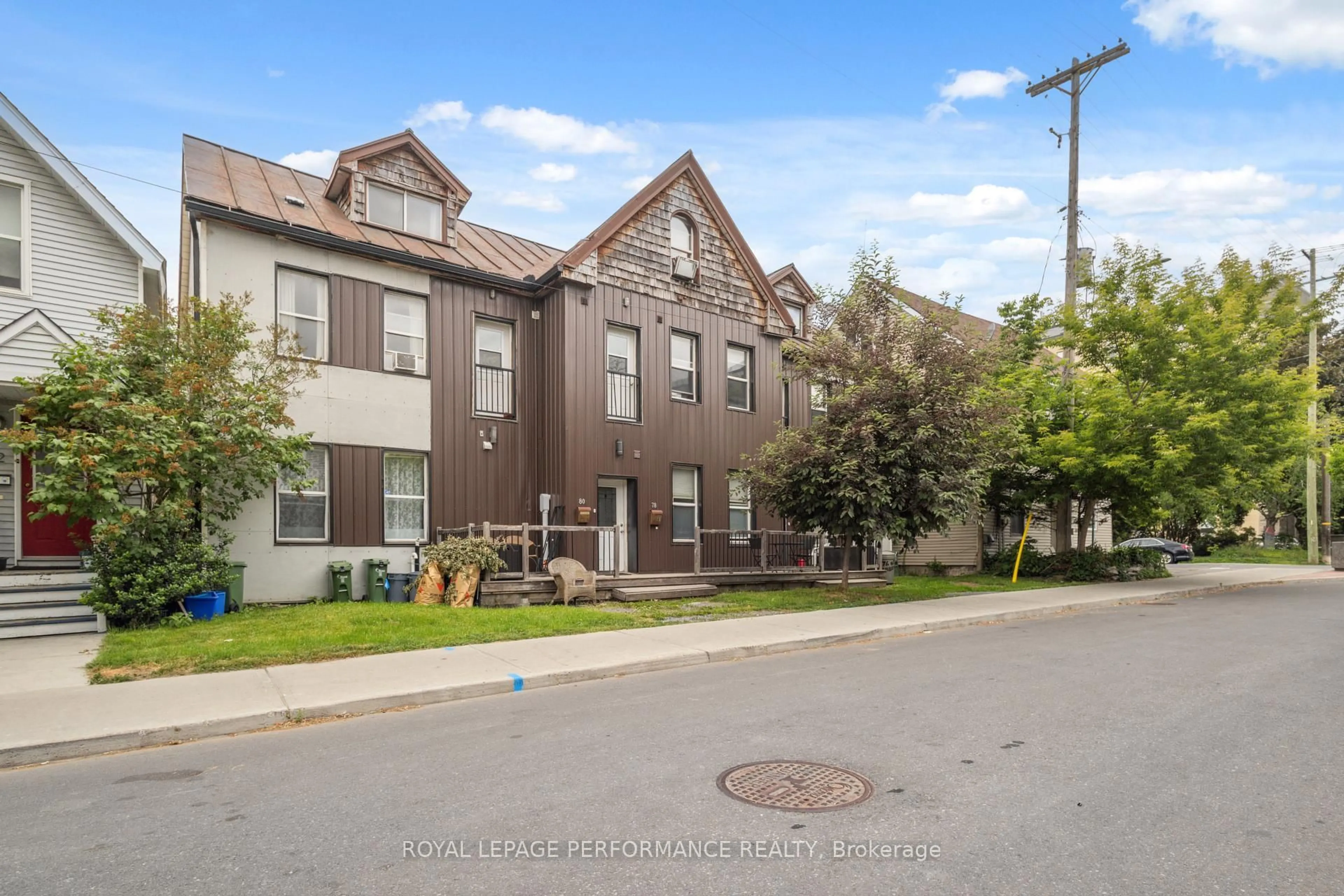 A pic from outside/outdoor area/front of a property/back of a property/a pic from drone, street for 76-78-80 Cambridge St, Ottawa Ontario K1R 7A7