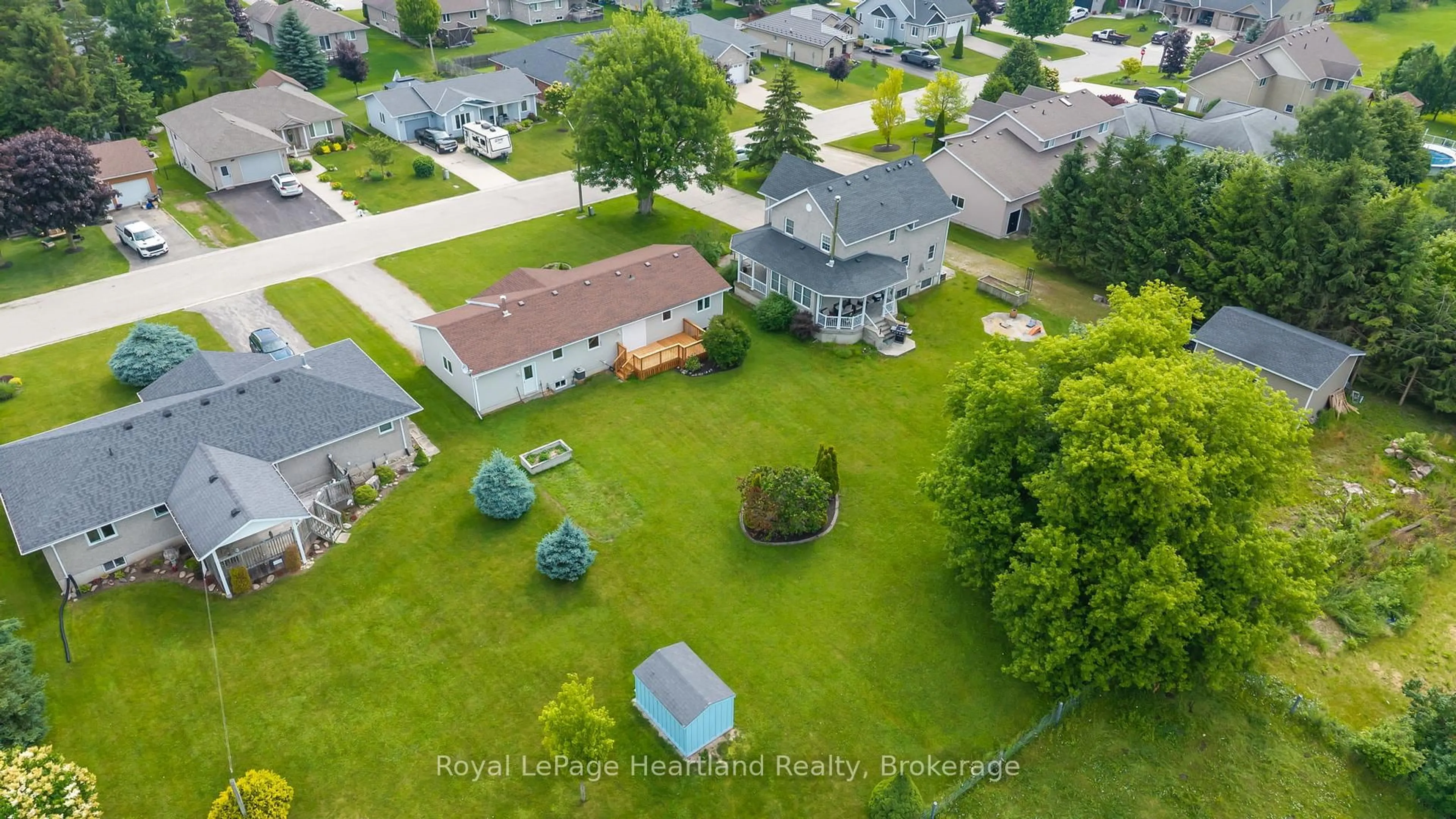 A pic from outside/outdoor area/front of a property/back of a property/a pic from drone, street for 214 Margaret St, Minto Ontario N0G 1Z0