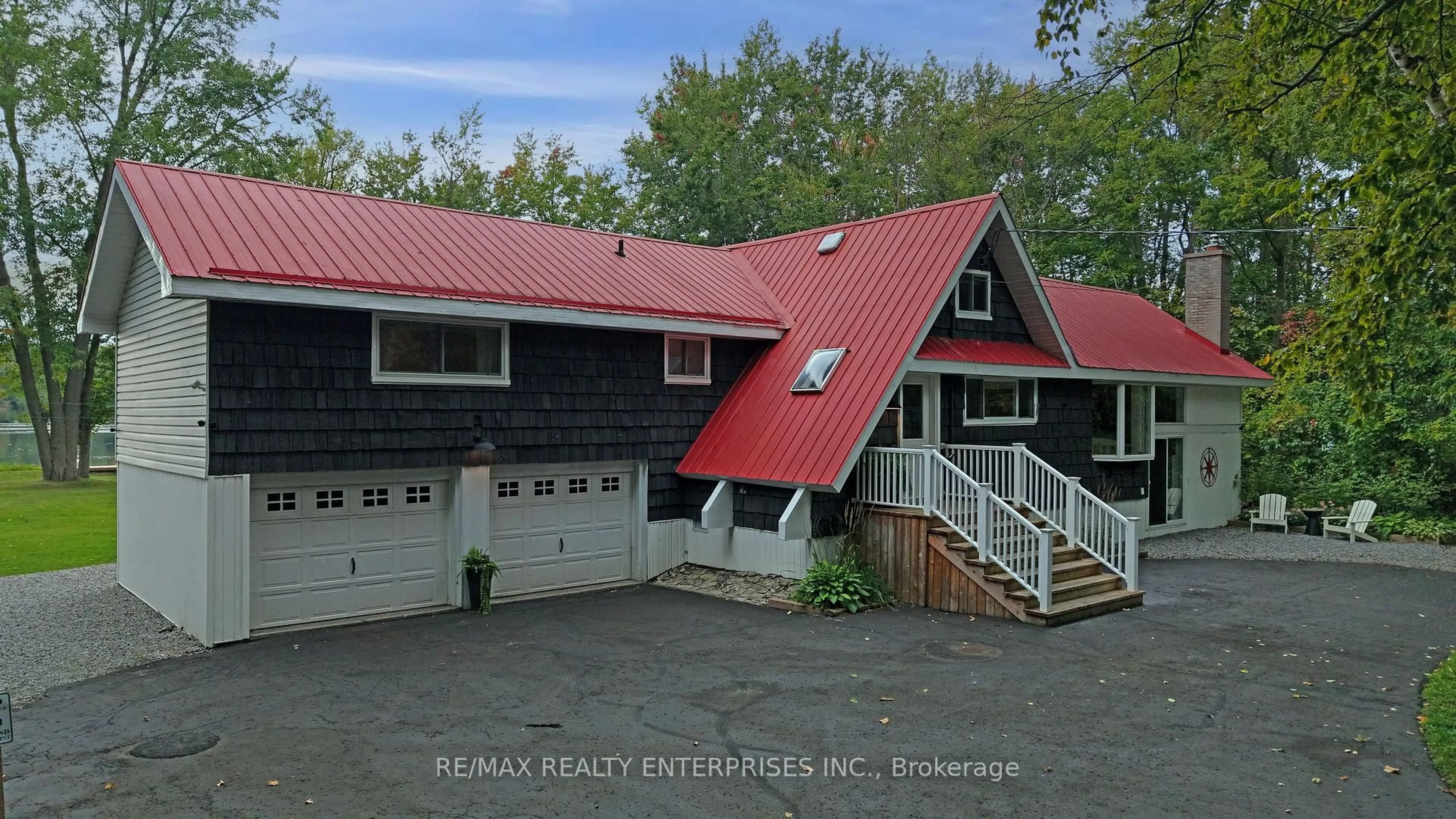 Home with vinyl exterior material, building for 169 Cooke Armstrong Rd, Hastings Ontario K0K 2C0