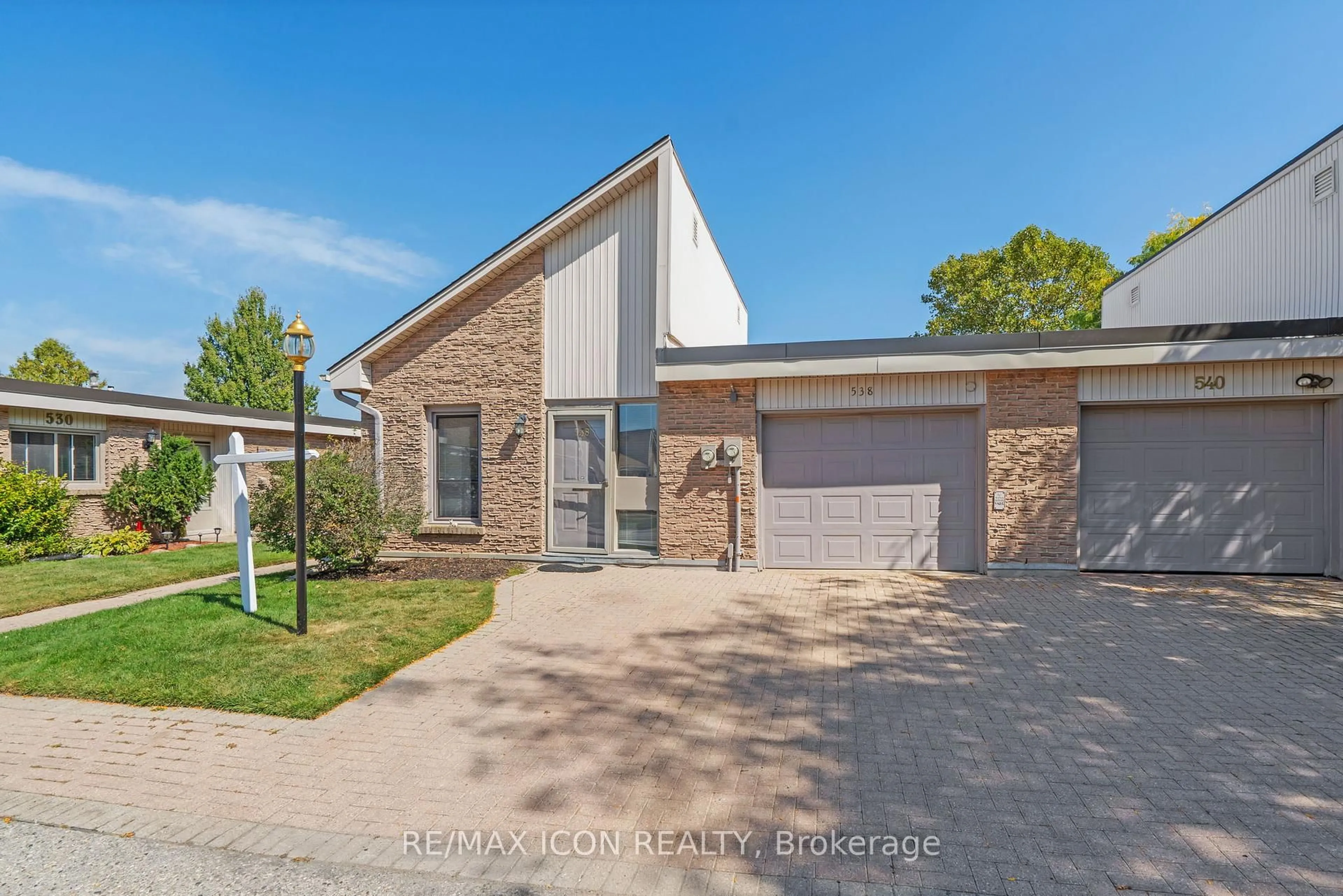 A pic from outside/outdoor area/front of a property/back of a property/a pic from drone, street for 538 Cranbrook Rd #13, London South Ontario N6K 2X3