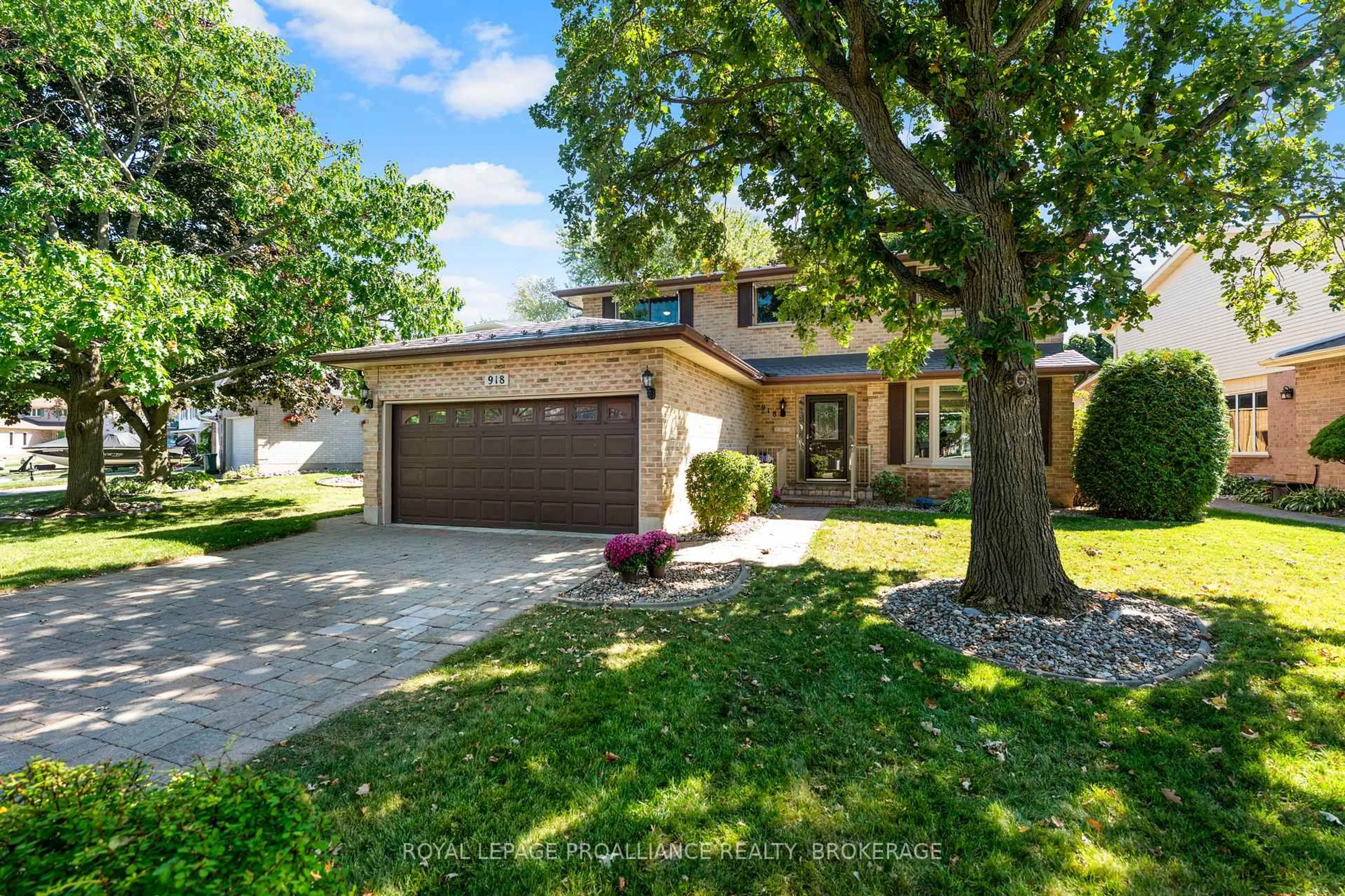 Unknown for 918 Edinborough Cres, Kingston Ontario K7P 2C5