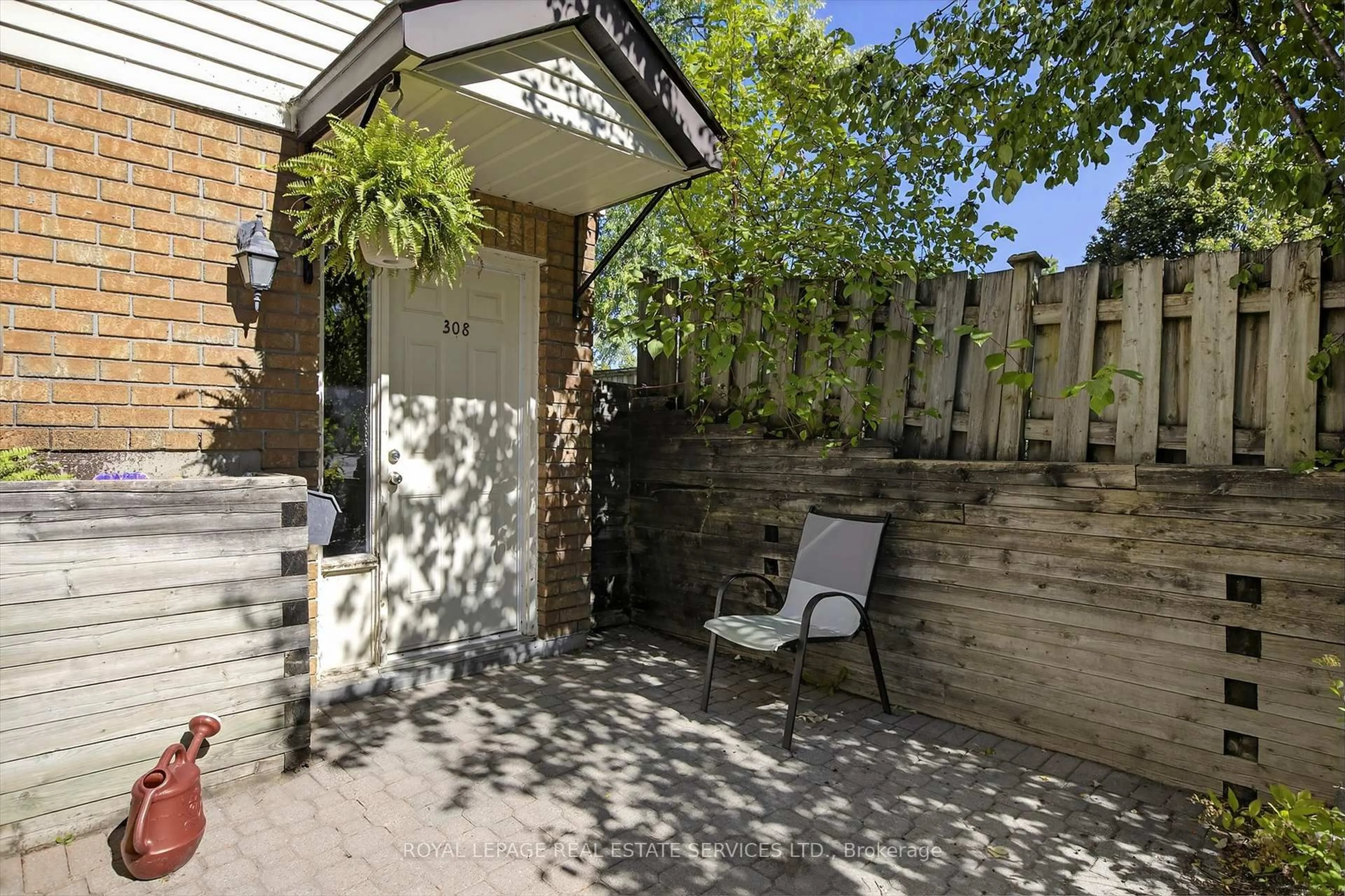 Patio, street for 2650 Marsdale Dr #308, Peterborough Ontario K9L 1Y1