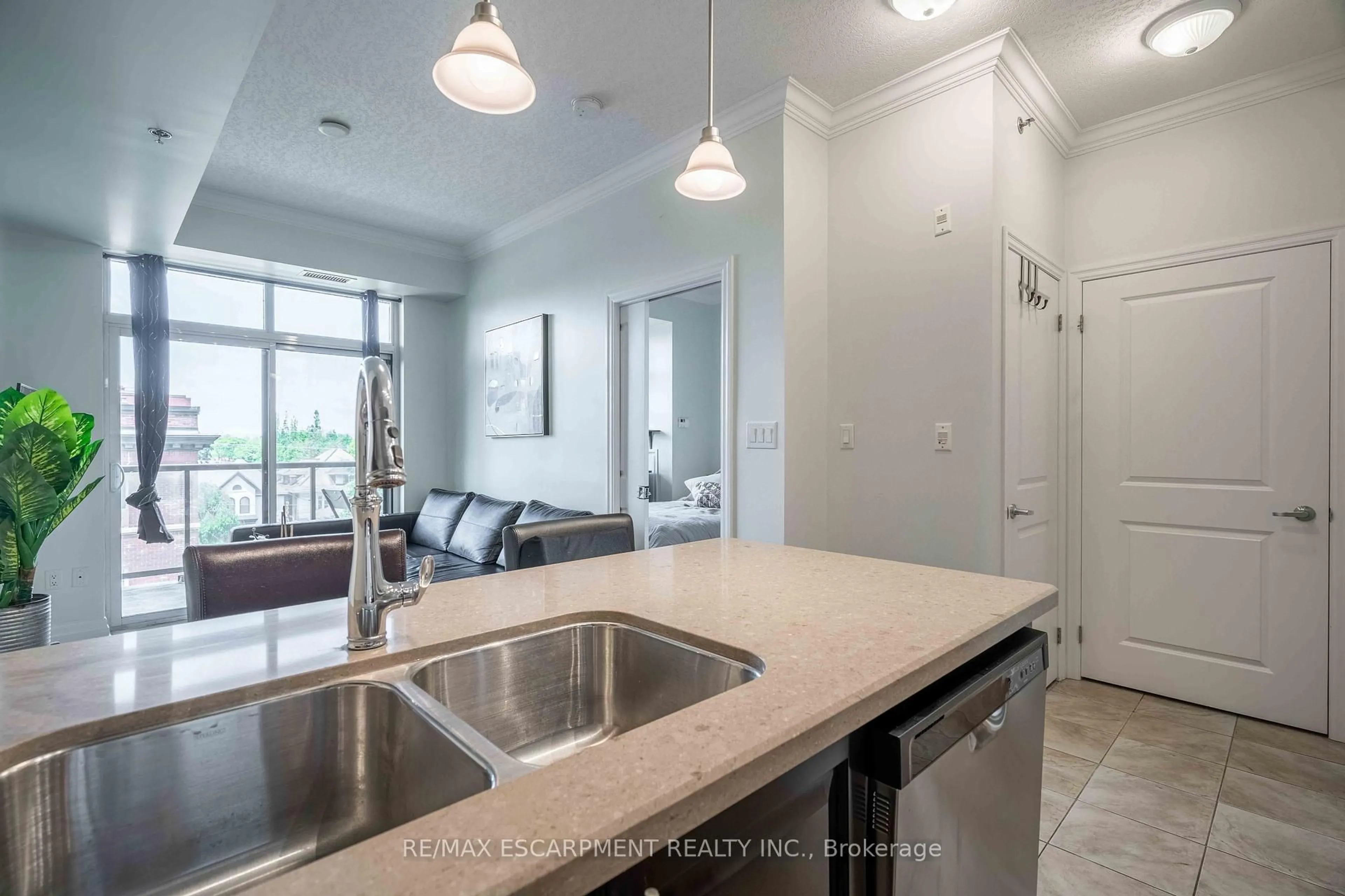 Open concept kitchen, unknown for 90 CHARLTON Ave #409, Hamilton Ontario L8P 0B4