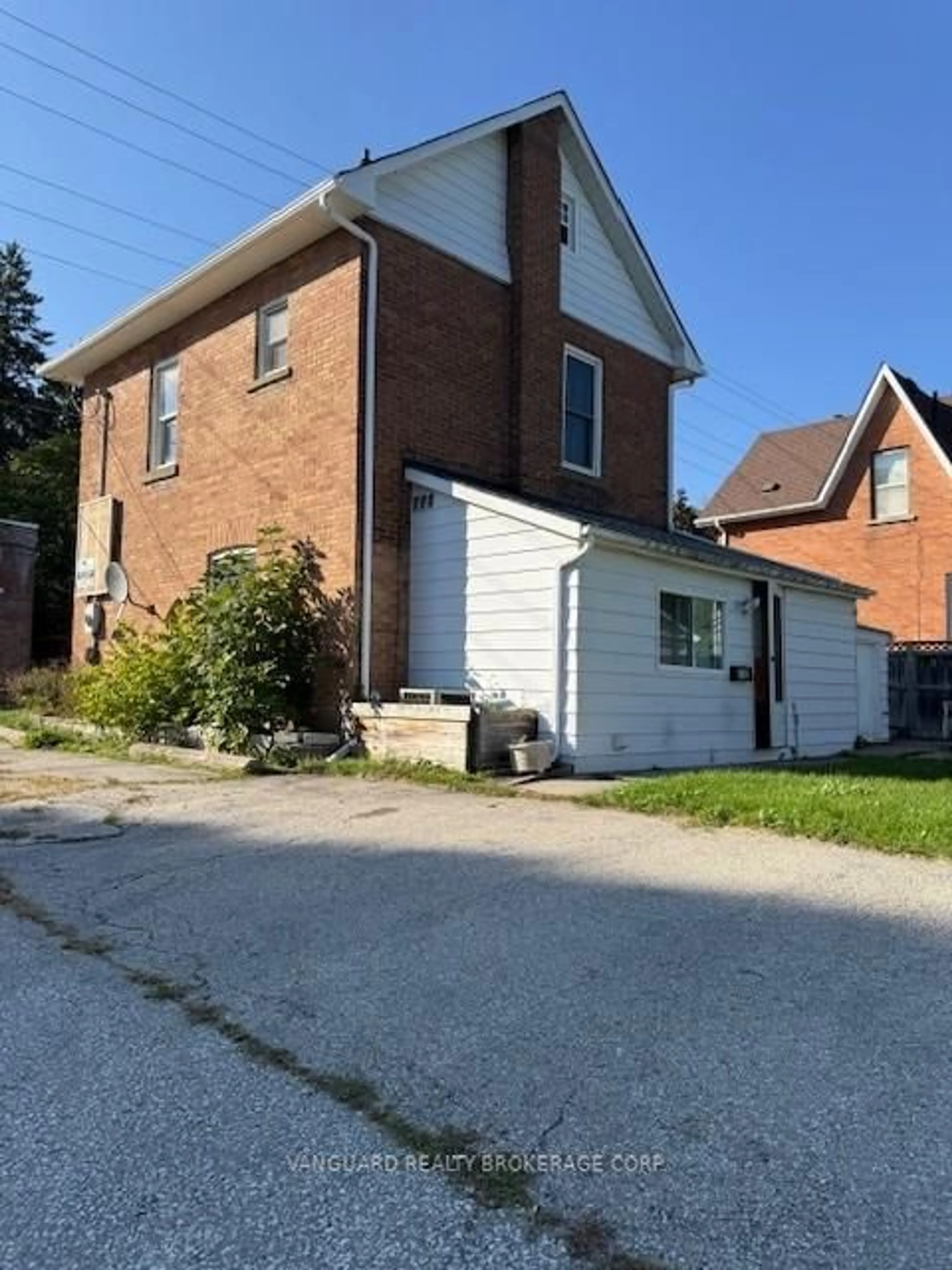Home with brick exterior material, street for 1803 4TH Ave, Owen Sound Ontario N4K 4X9