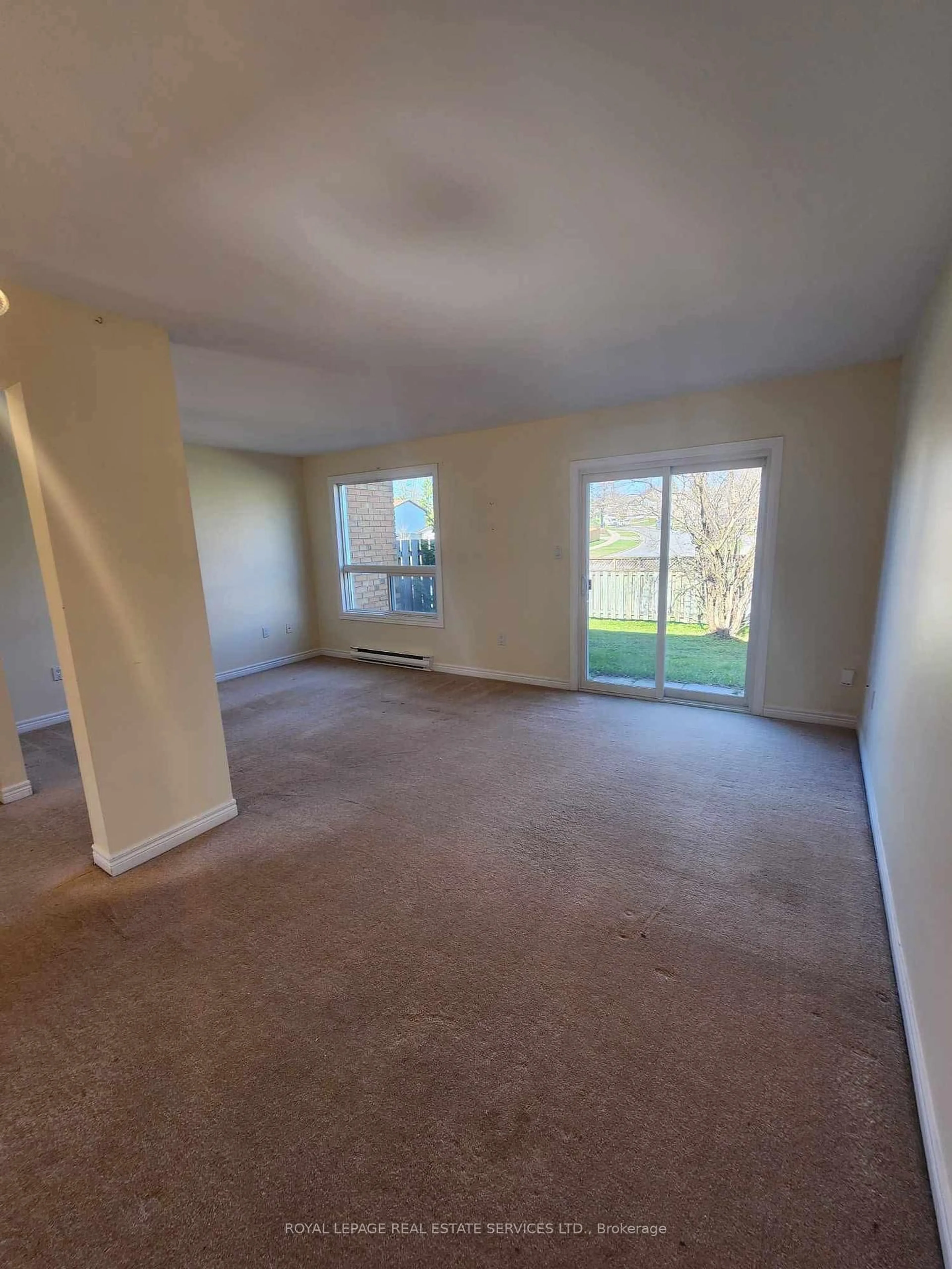 A pic of a room for 2650 Marsdale Dr #405, Peterborough Ontario K9L 1Y2