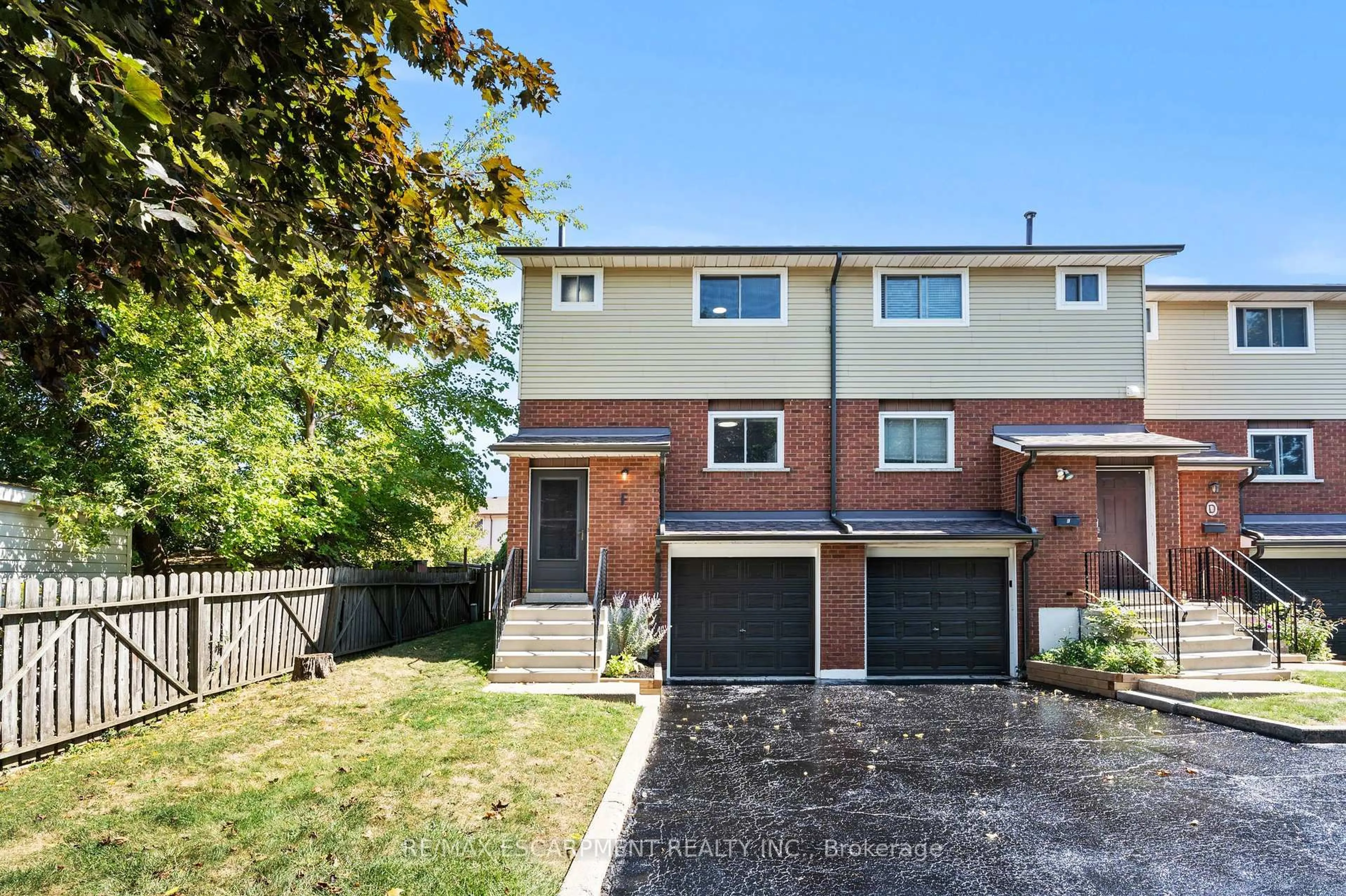 Unknown for 924 Mohawk Rd #F, Hamilton Ontario L9C 6Z3