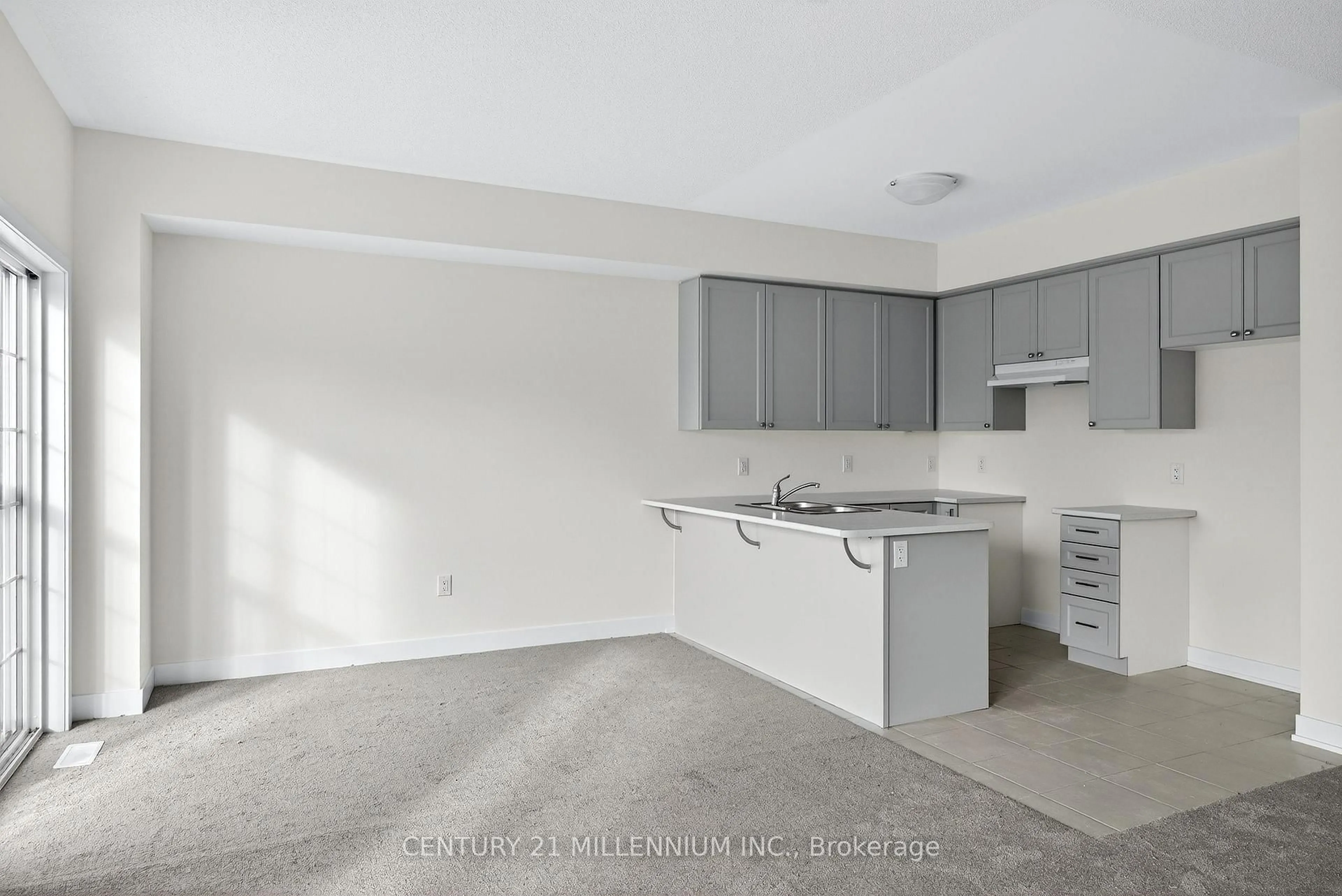 Standard kitchen, unknown for 100 Walden Dr, Shelburne Ontario L9V 3Y1