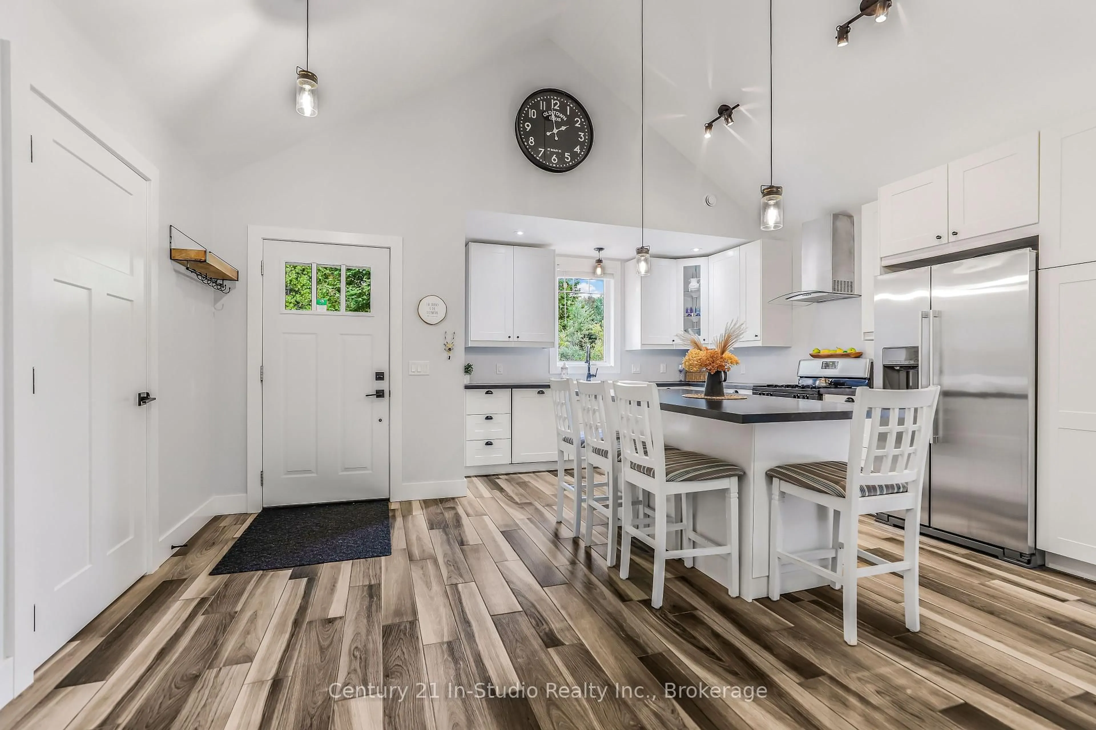 Open concept kitchen, unknown for 184 Lakewood Lane, Grey Highlands Ontario N0C 1H0