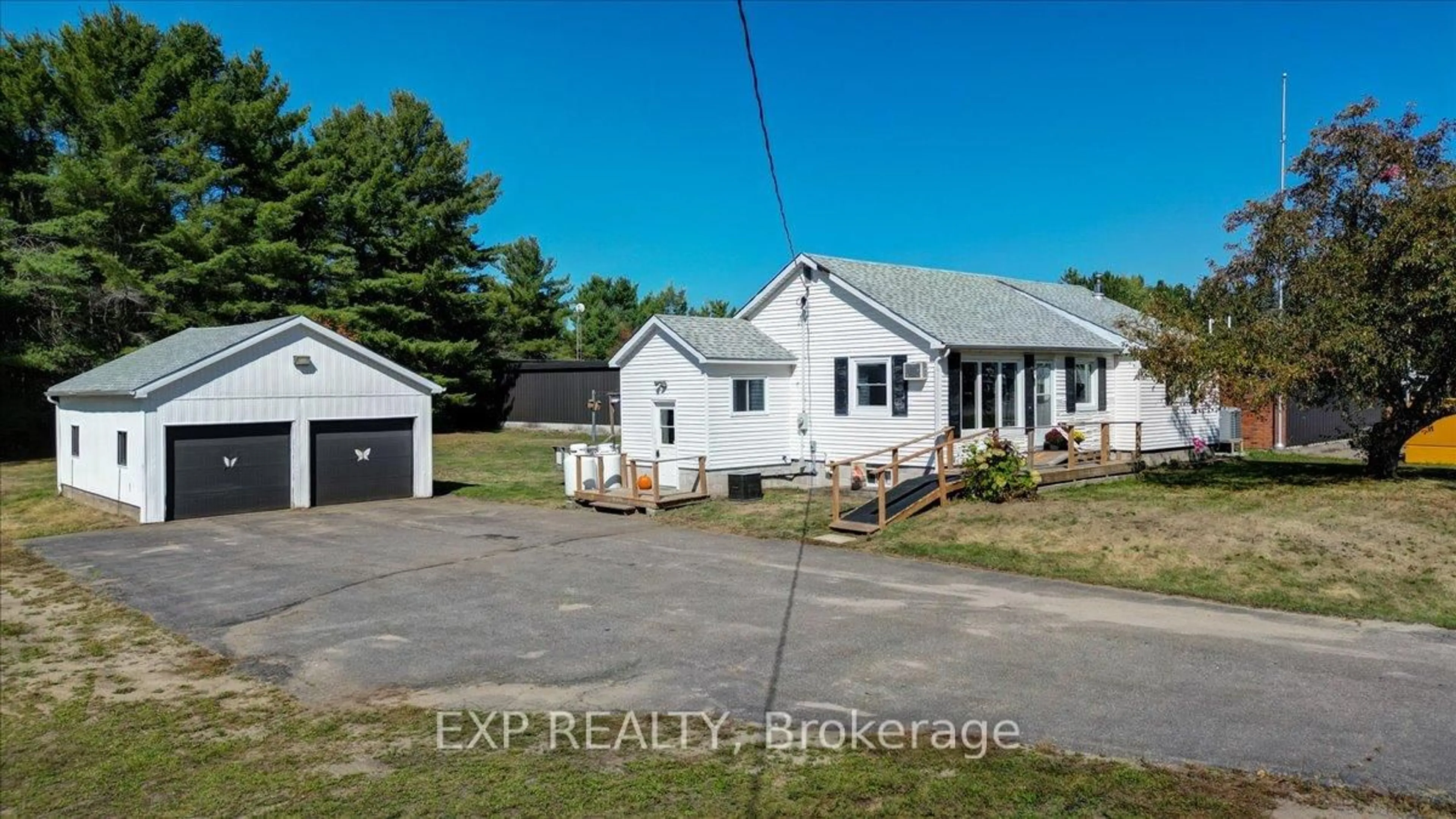 A pic from outside/outdoor area/front of a property/back of a property/a pic from drone, street for 29599 Highway 62, Bancroft Ontario K0L 1C0