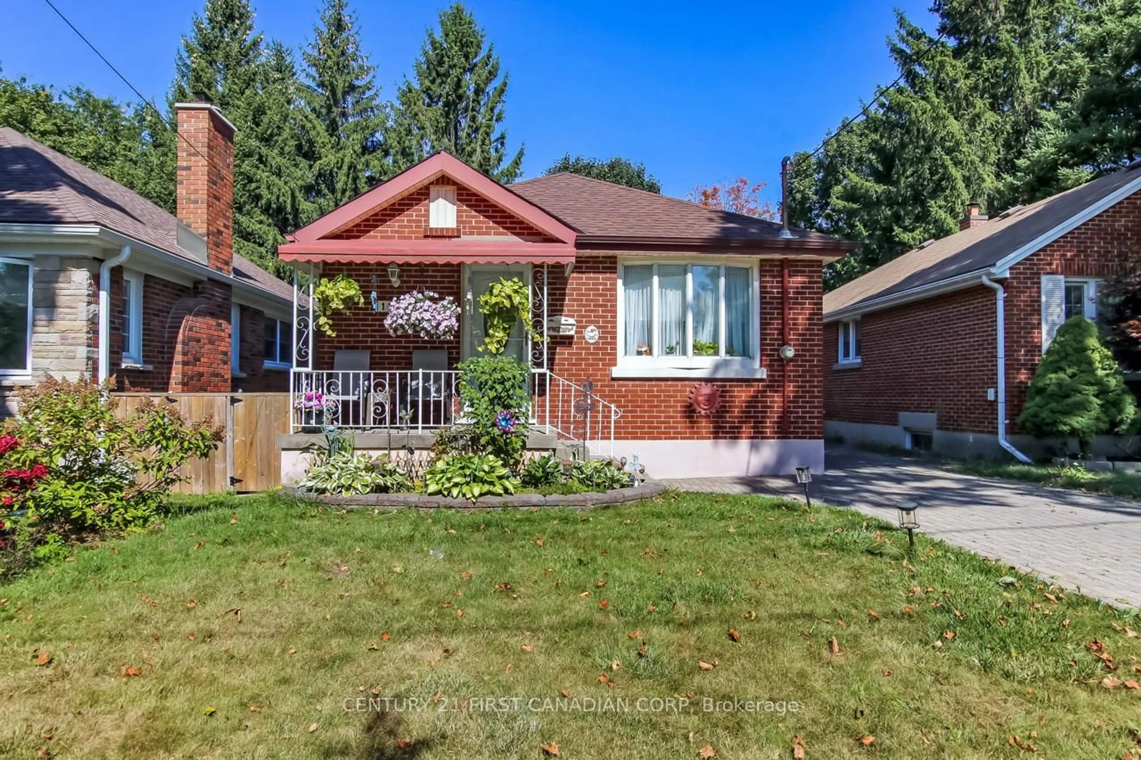 Home with brick exterior material, street for 1290 Langmuir Ave, London East Ontario N5W 2G3