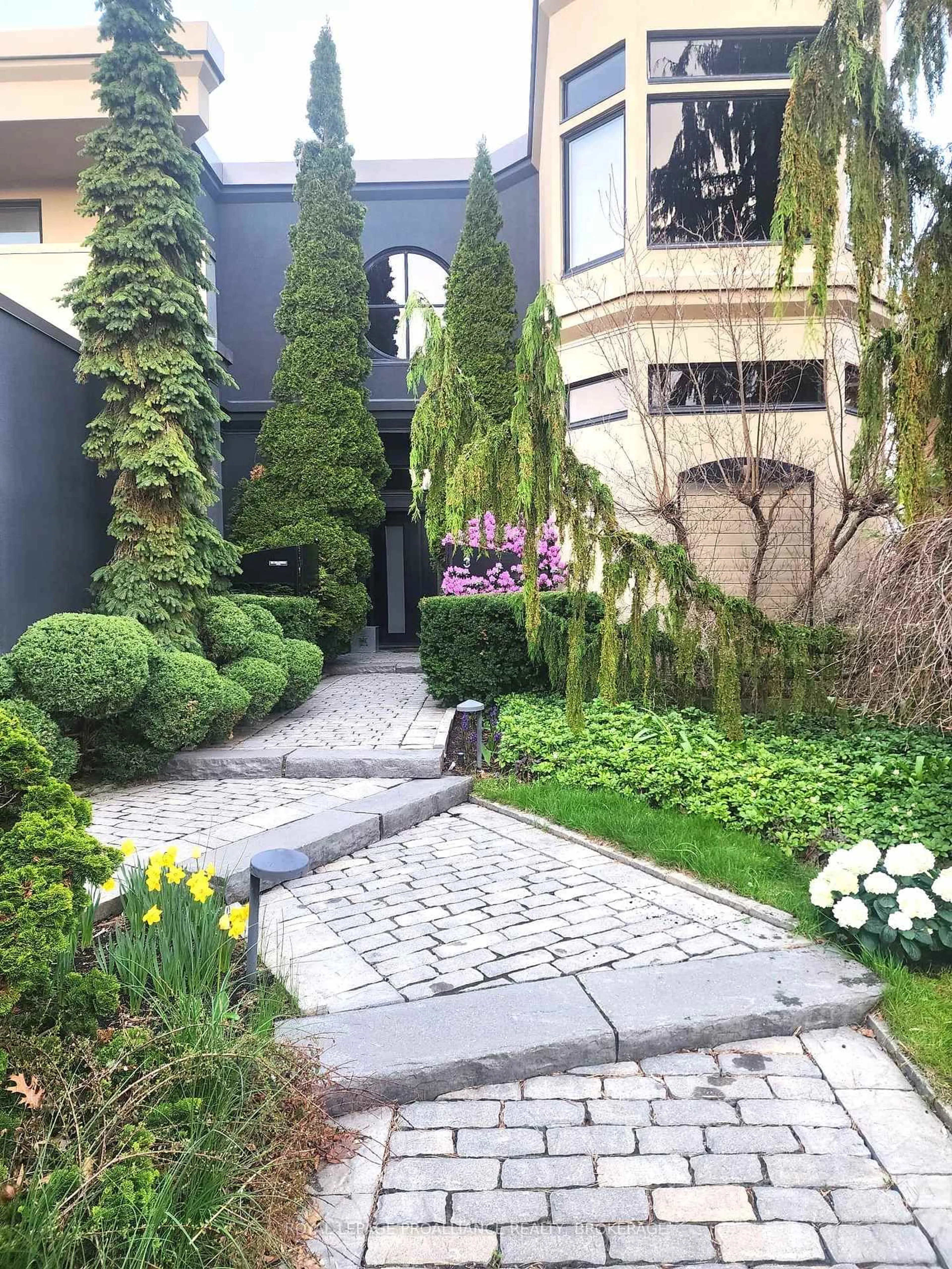Patio, street for 3 Authors Lane, Kingston Ontario K7M 7W7