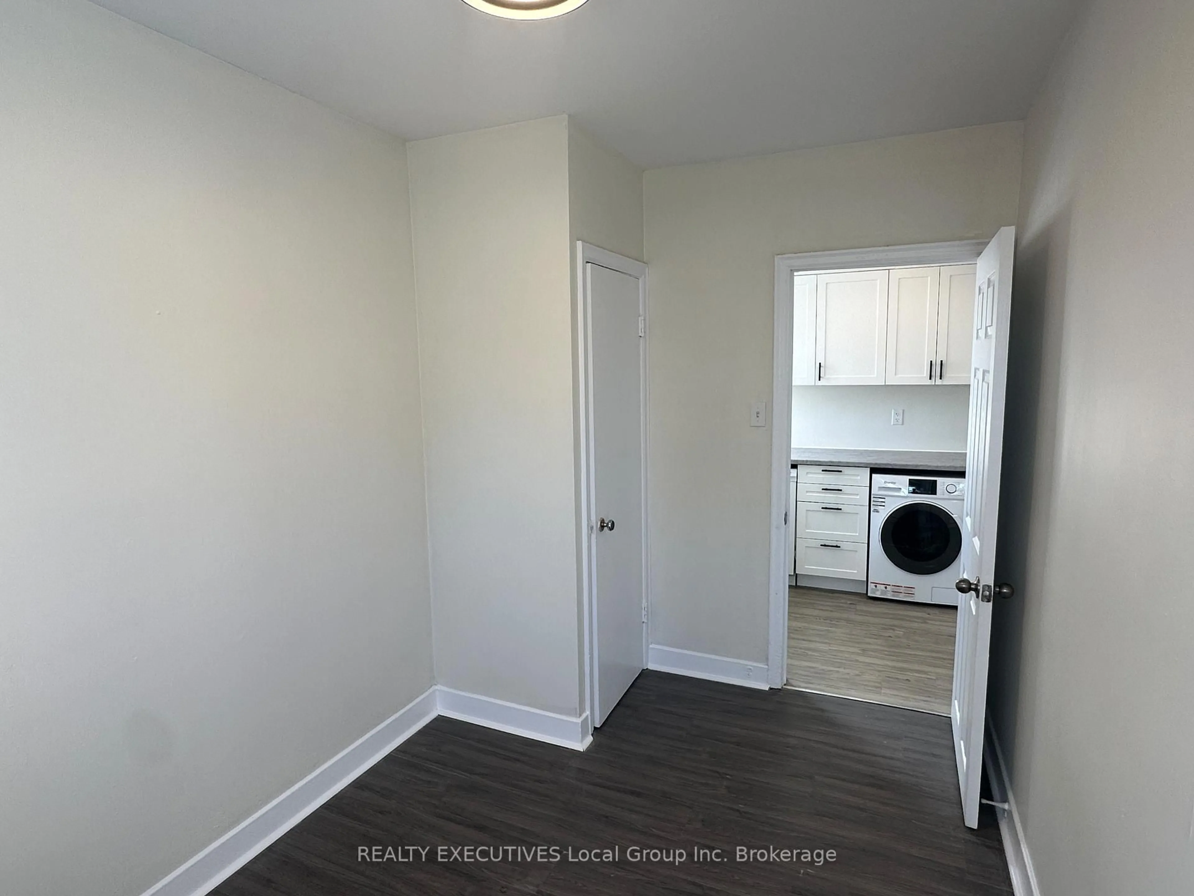 A pic of a room for 245 Mattawa St, North Bay Ontario P1B 4M2