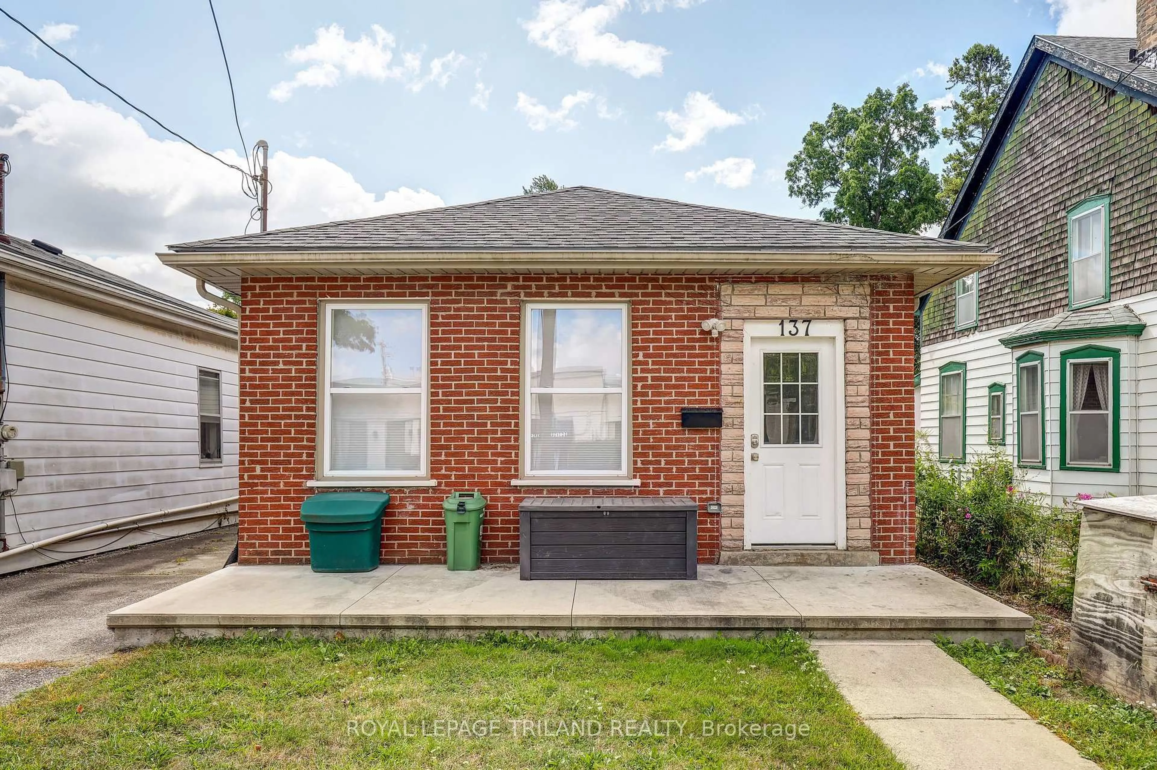 Home with brick exterior material, street for 137 Ann St, London East Ontario N6A 1R2