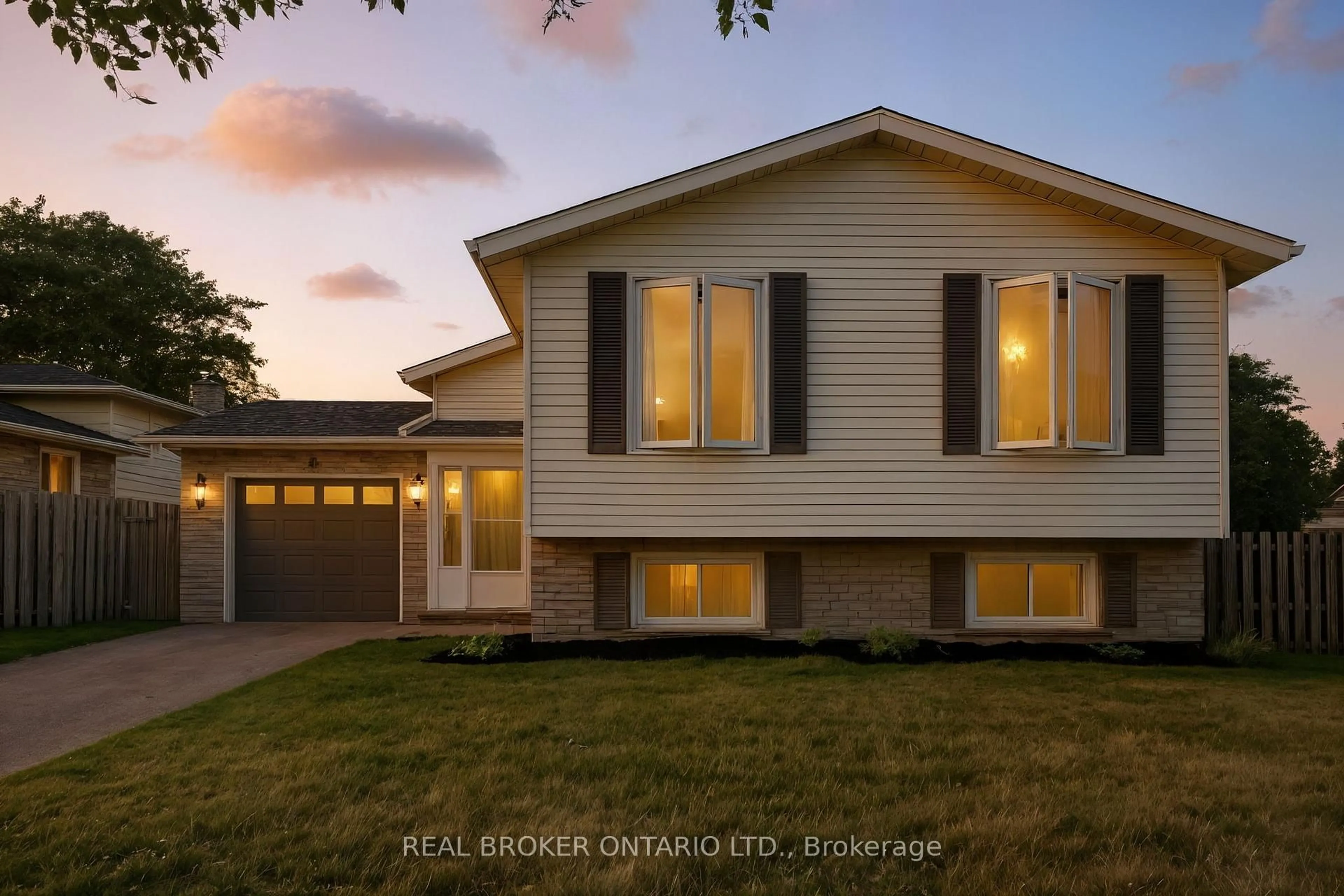 Home with vinyl exterior material, street for 50 Viscount Rd, Brantford Ontario N3P 1P3