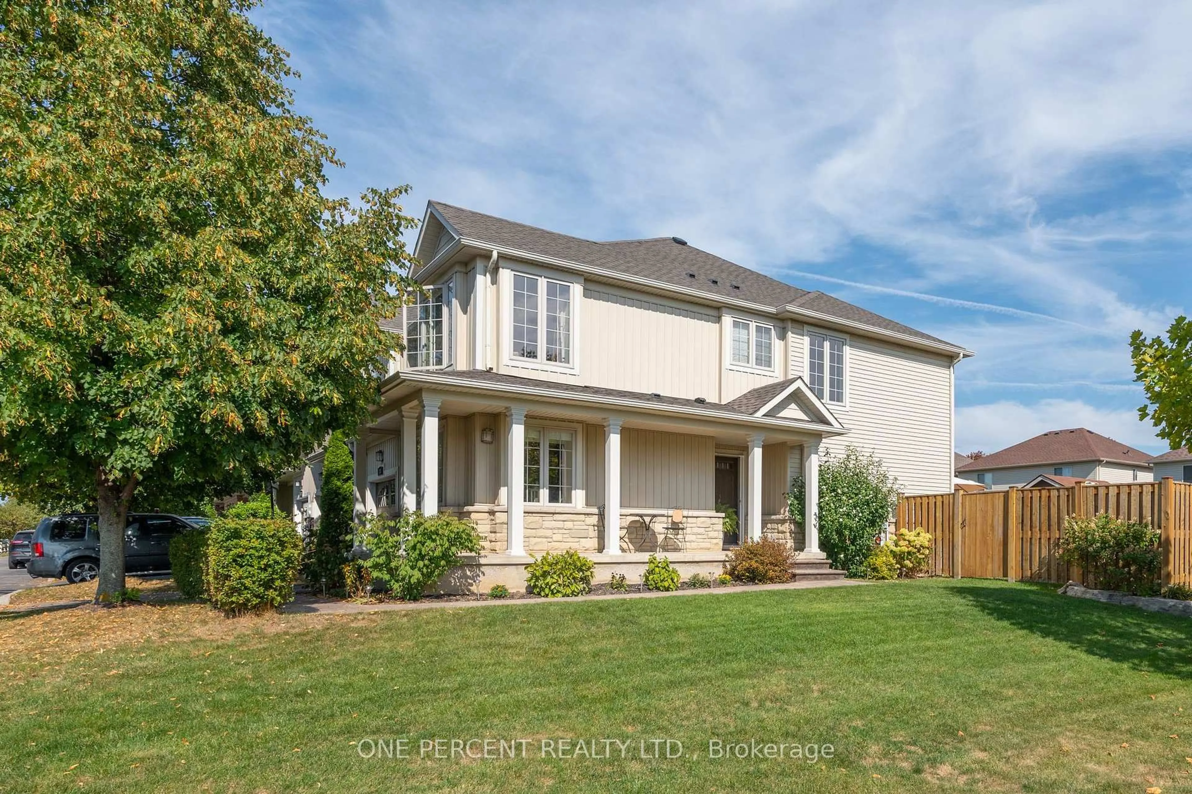 Home with vinyl exterior material, street for 286 Fall Fair Way, Hamilton Ontario L0R 1C0