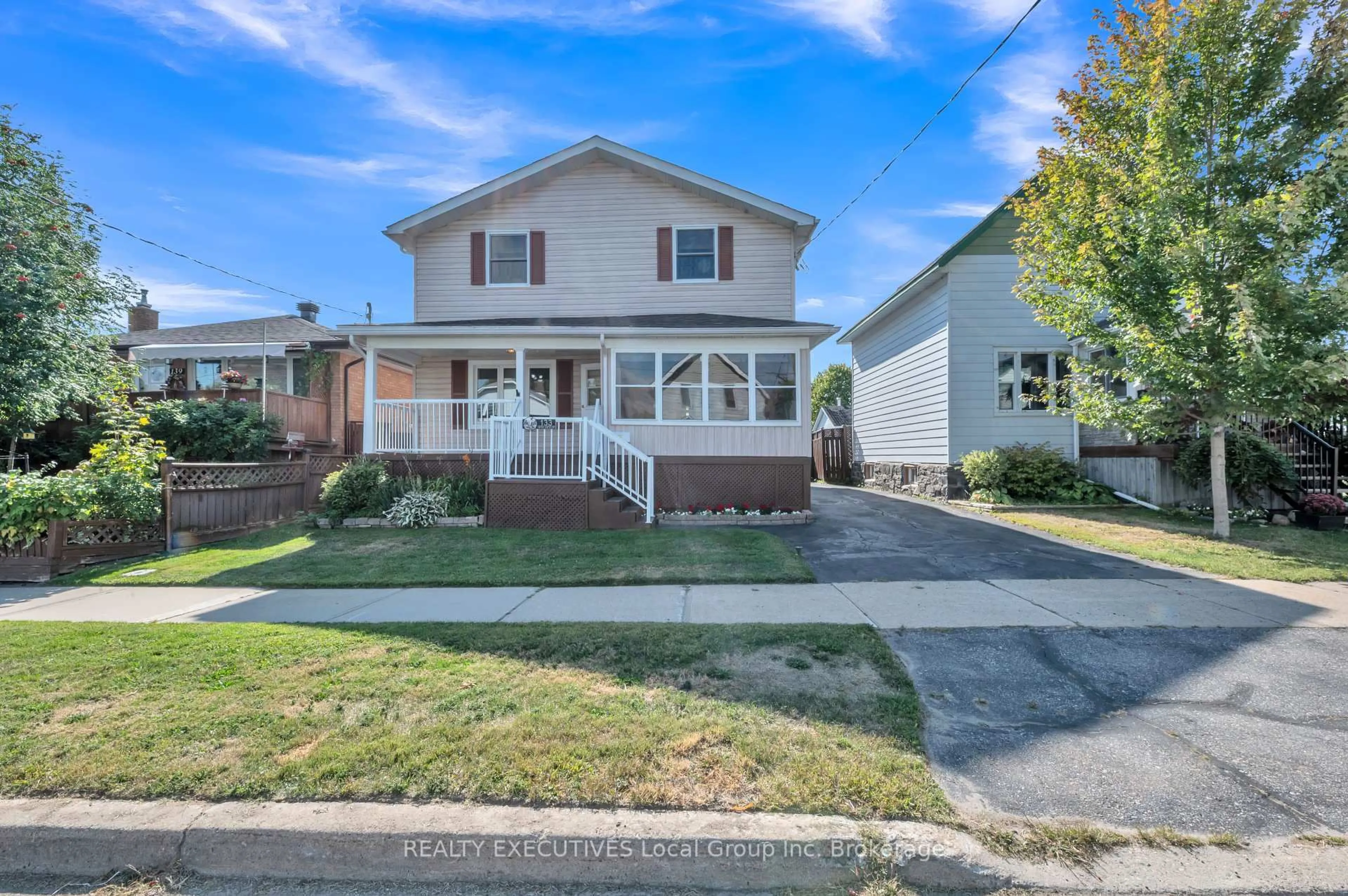 Home with vinyl exterior material, street for 133 FIFTH Ave, North Bay Ontario P1B 1N5
