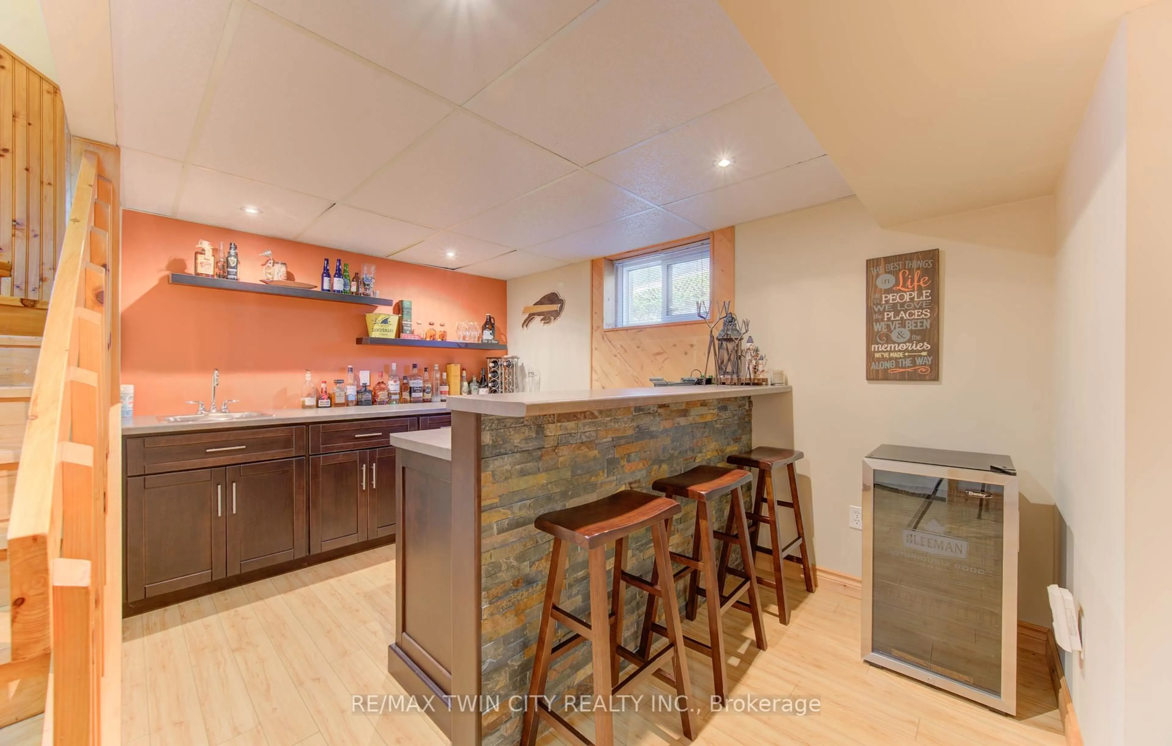 Open concept kitchen, unknown for 120 Fourth Ave, Kitchener Ontario N2C 1N8