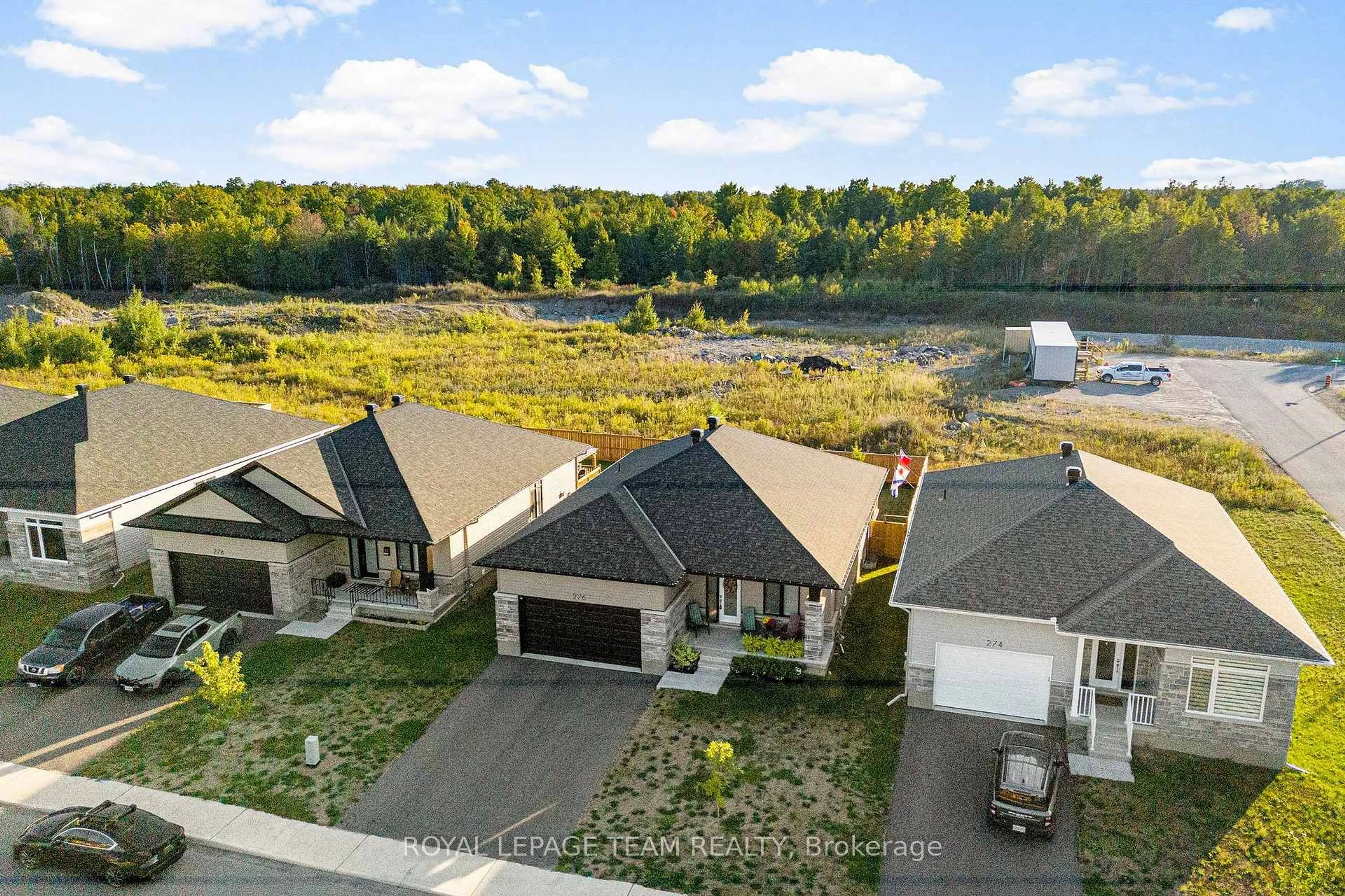A pic from outside/outdoor area/front of a property/back of a property/a pic from drone, water/lake/river/ocean view for 276 Wood Ave, Smiths Falls Ontario K7A 5H2