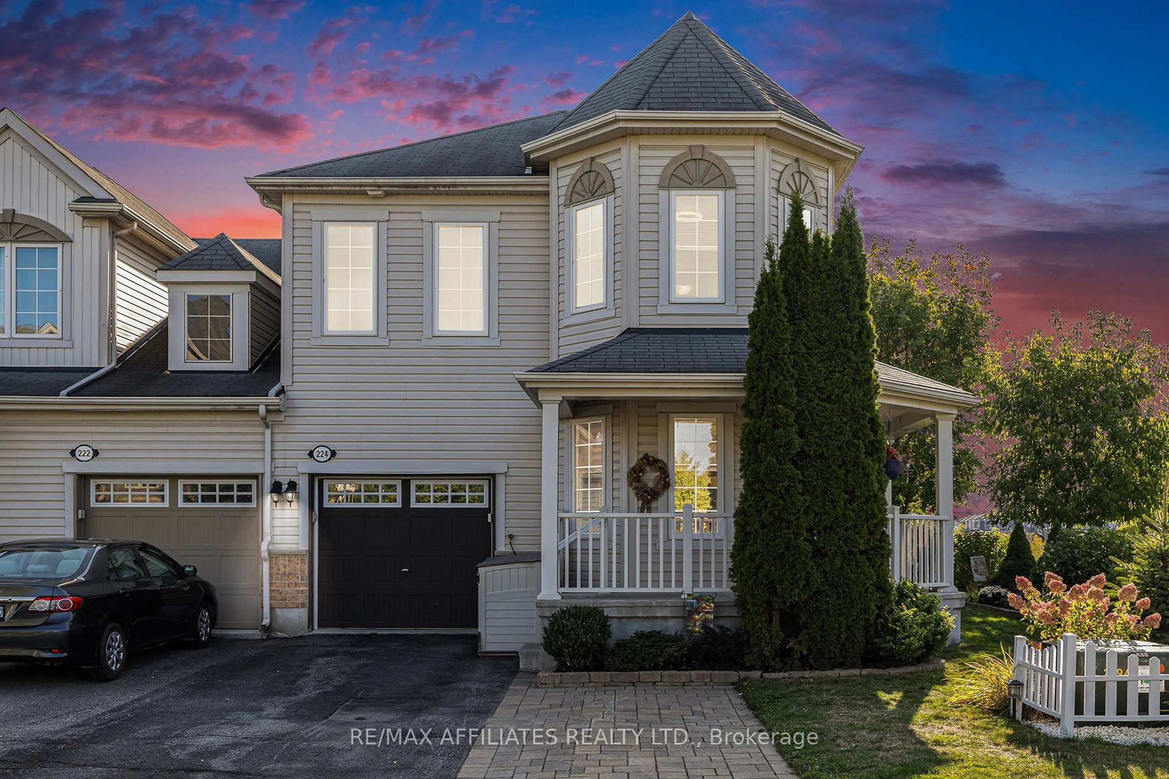 Home with vinyl exterior material, street for 224 Aquilo Cres, Ottawa Ontario K2S 0L8