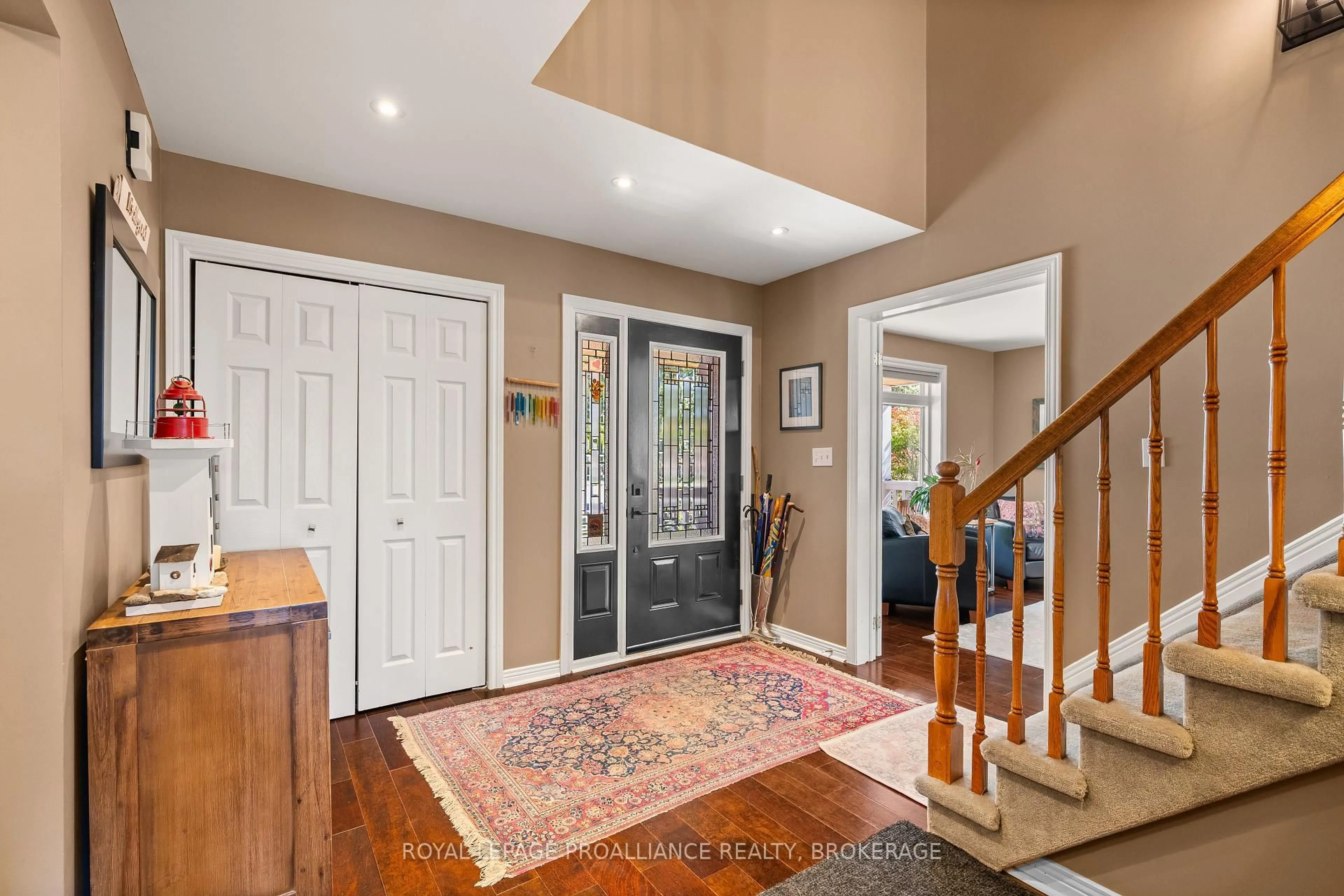 Indoor entryway for 74 Point St. Mark Dr, Kingston Ontario K7K 6X9