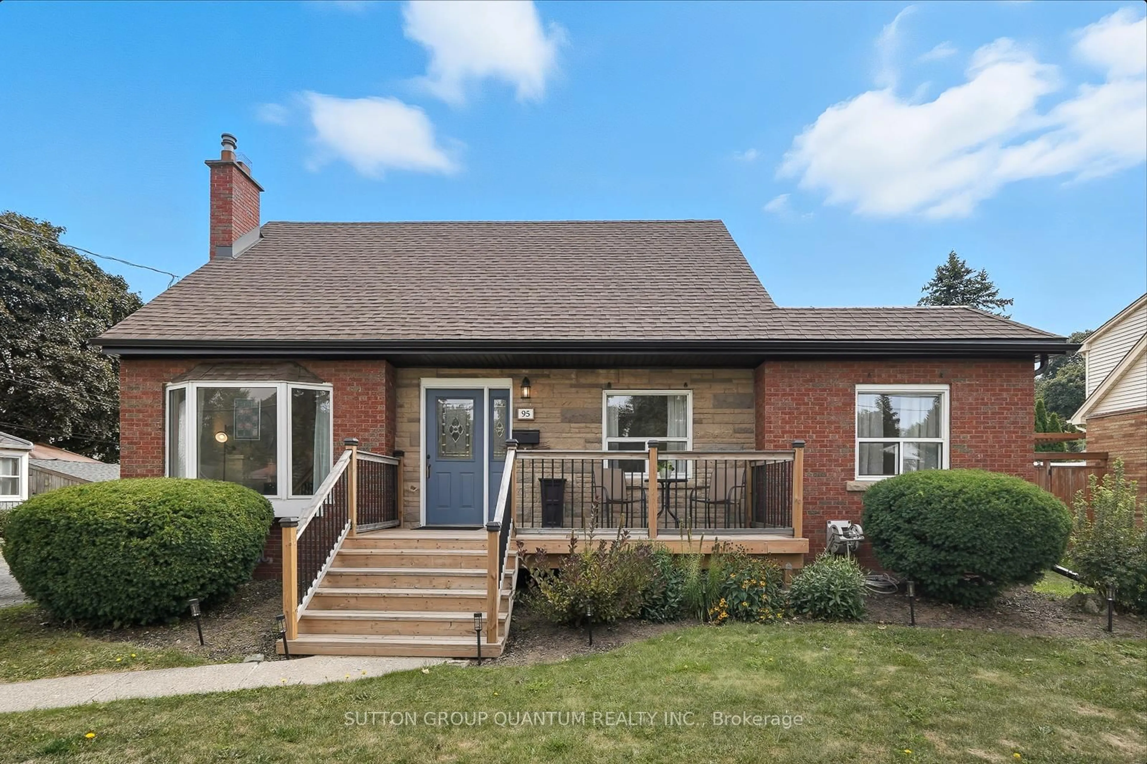 Home with brick exterior material, street for 95 Pottruff Rd, Hamilton Ontario L8K 4A1