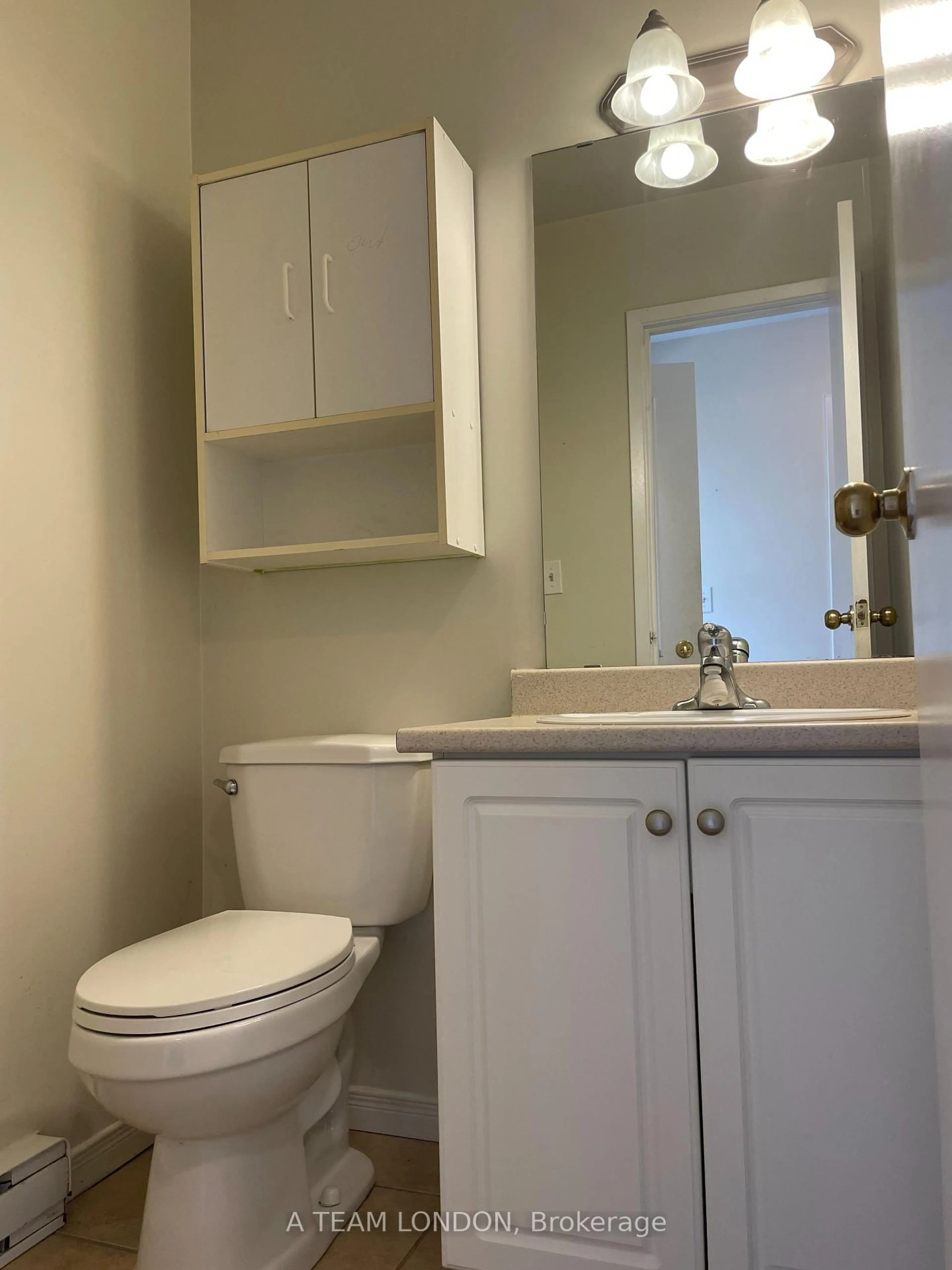 Standard bathroom, unknown for 355 Sandringham Cres #39, London South Ontario N6C 5K3