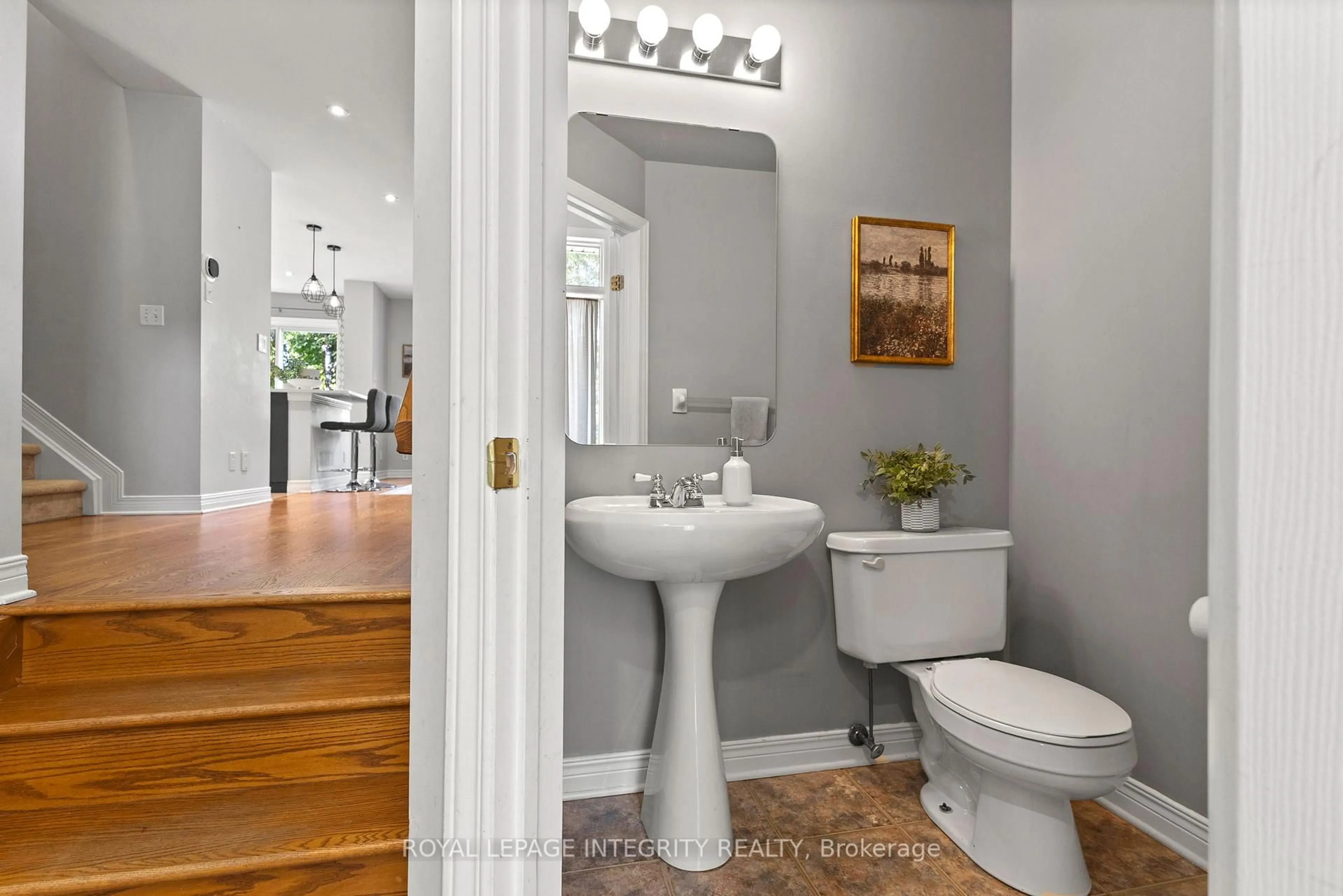 Standard bathroom, ceramic/tile floor for 12 Sonata Pl, Ottawa Ontario K1G 6H2