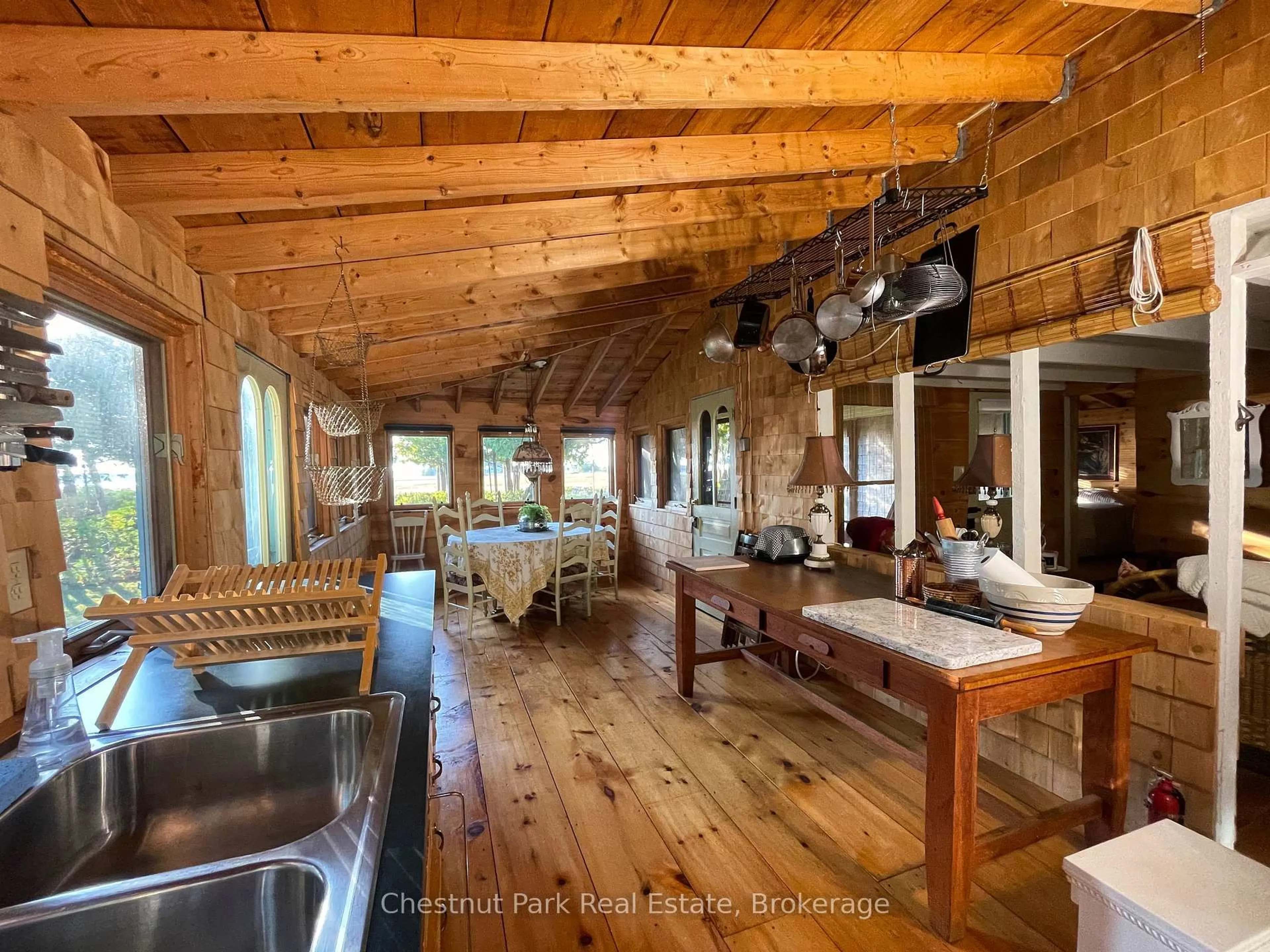 Rustic kitchen, wood/laminate floor for 111 Bay St, South Bruce Peninsula Ontario N0H 2T0