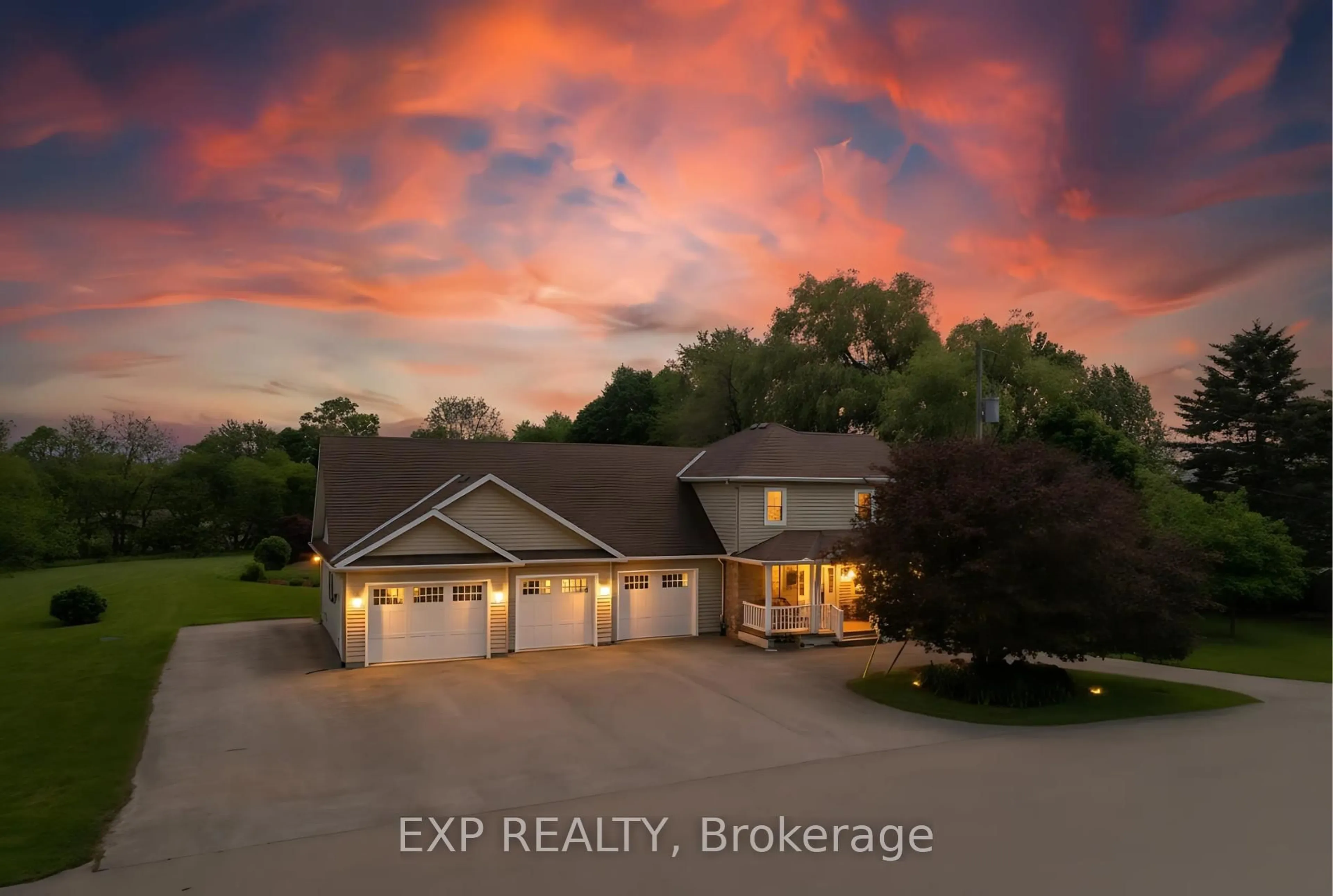 A pic from outside/outdoor area/front of a property/back of a property/a pic from drone, building for 1309 Queens Bush Rd, Wellesley Ontario N0B 2T0