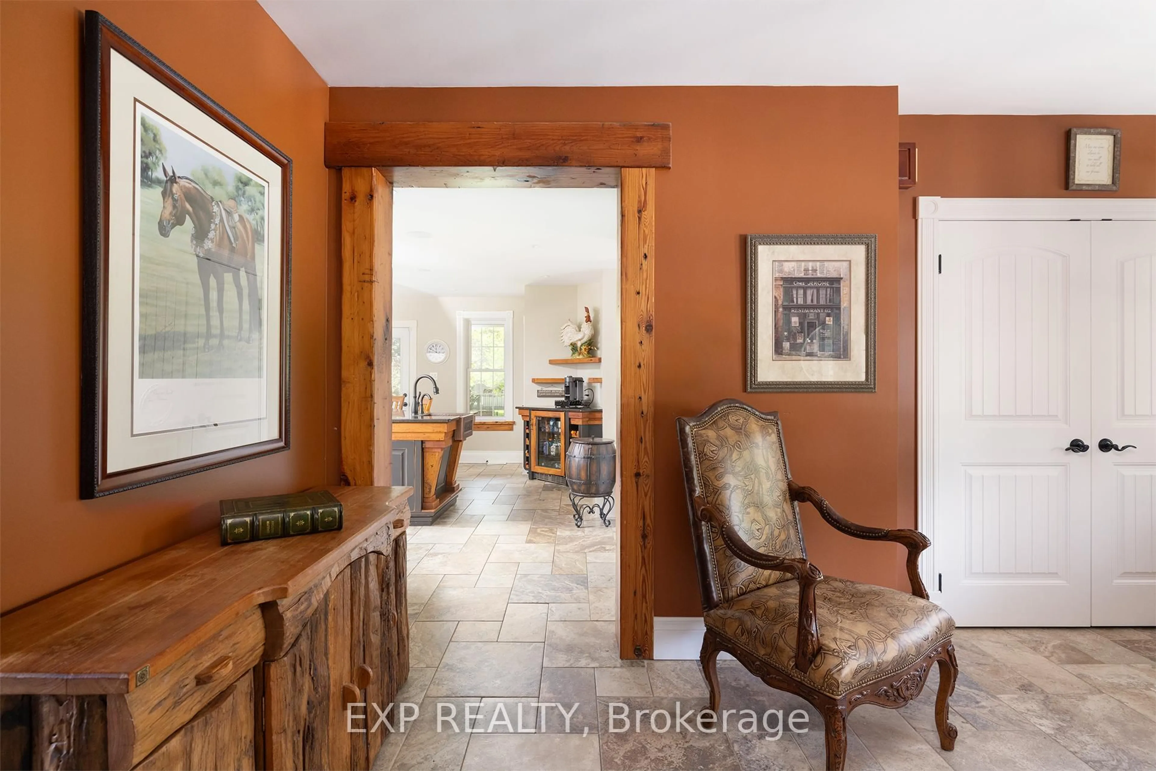 Indoor entryway for 1309 Queens Bush Rd, Wellesley Ontario N0B 2T0