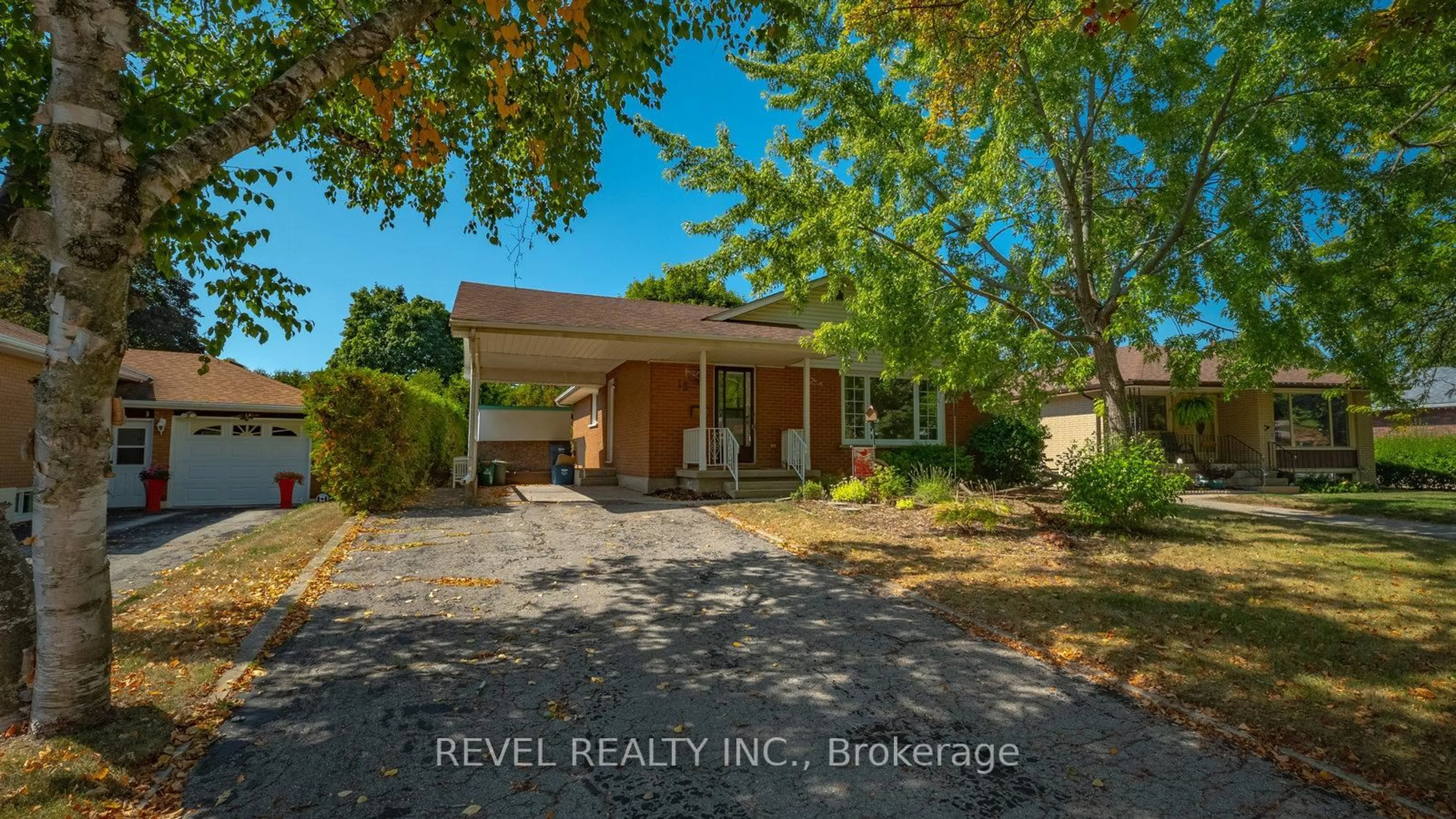 Unknown for 15 Marshall St, Brantford Ontario N3R 3C8