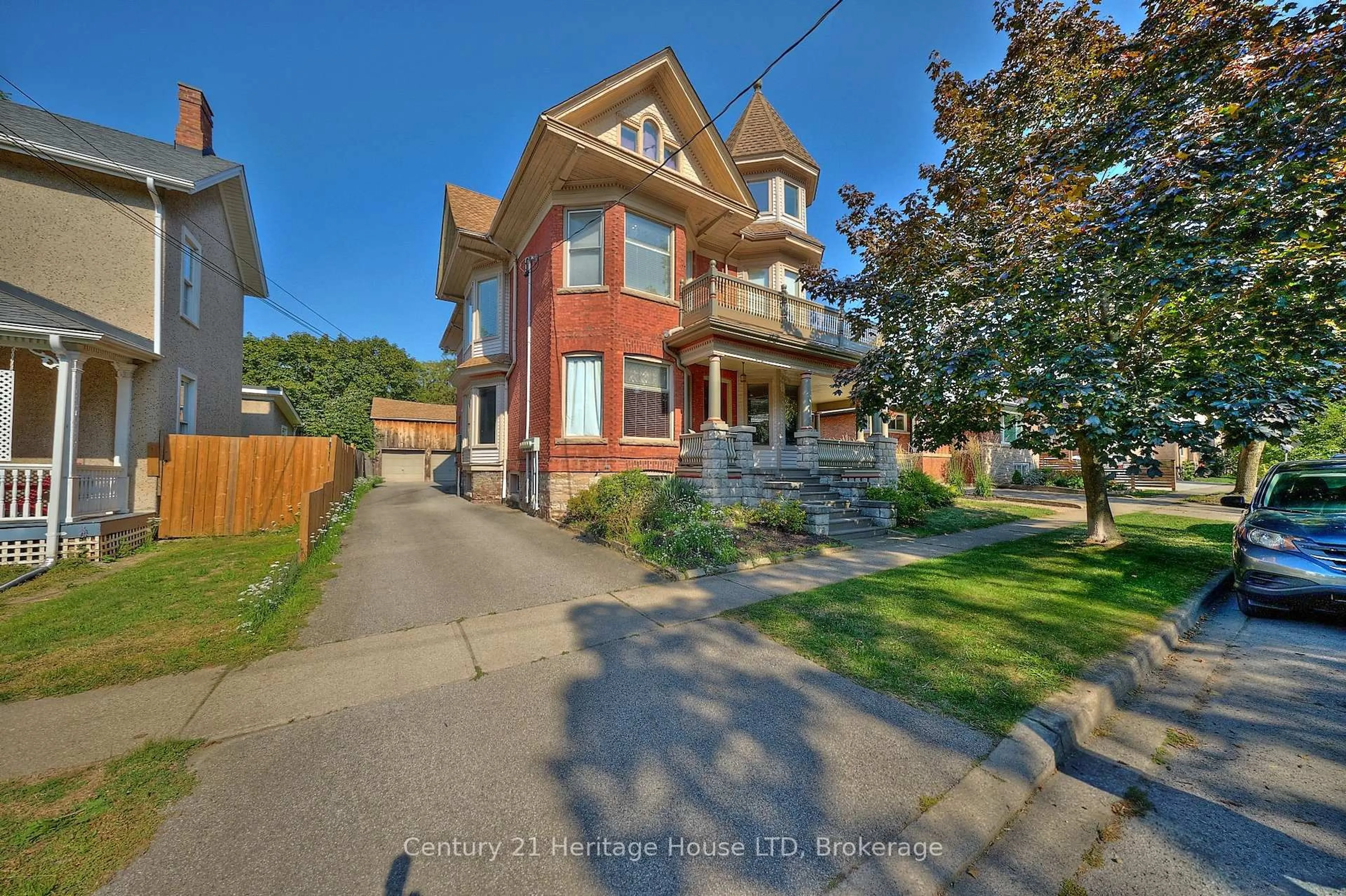 Home with brick exterior material, street for 8 Montebello Pl, St. Catharines Ontario L2R 6B6